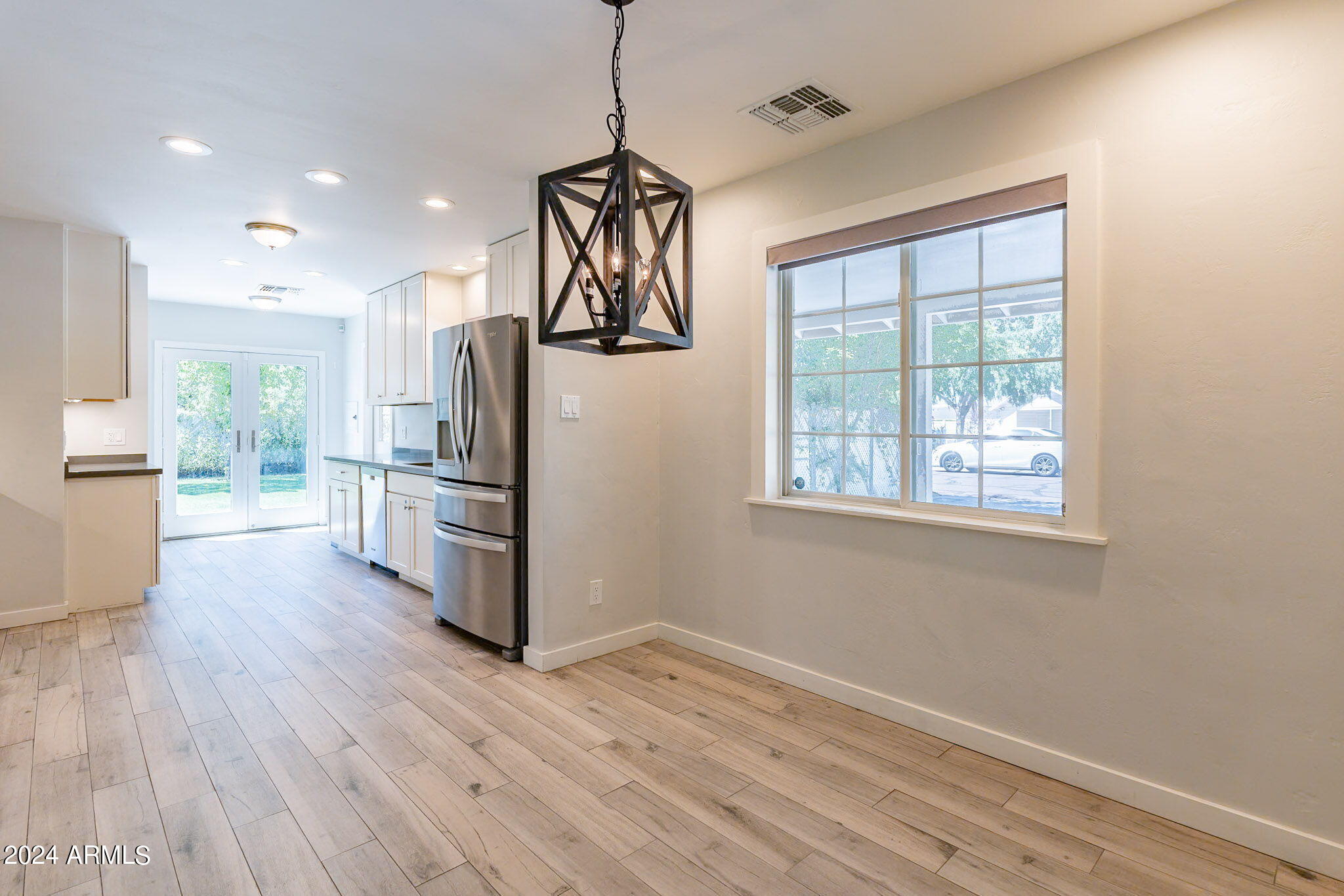 1821 E BETHANY HOME Road
