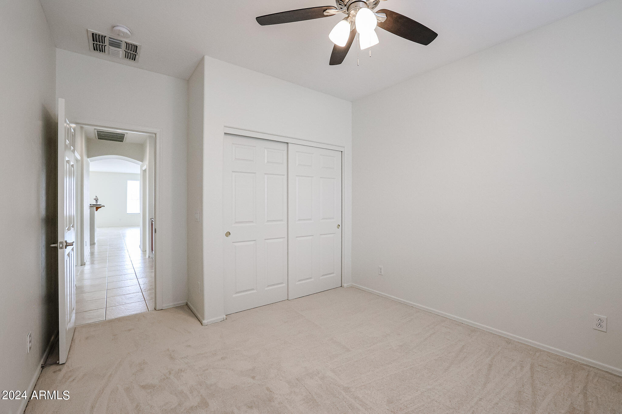 1825 E BEAUTIFUL Lane