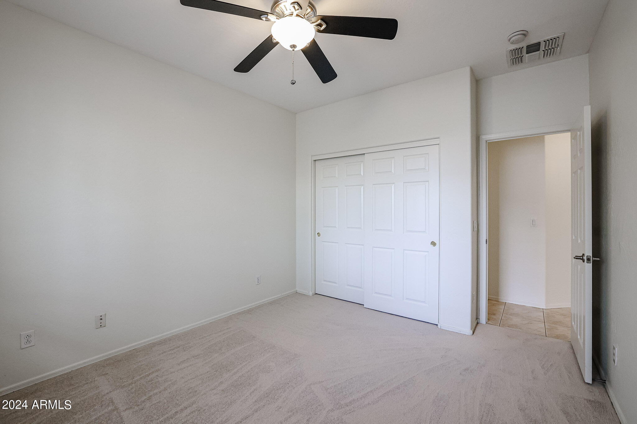 1825 E BEAUTIFUL Lane