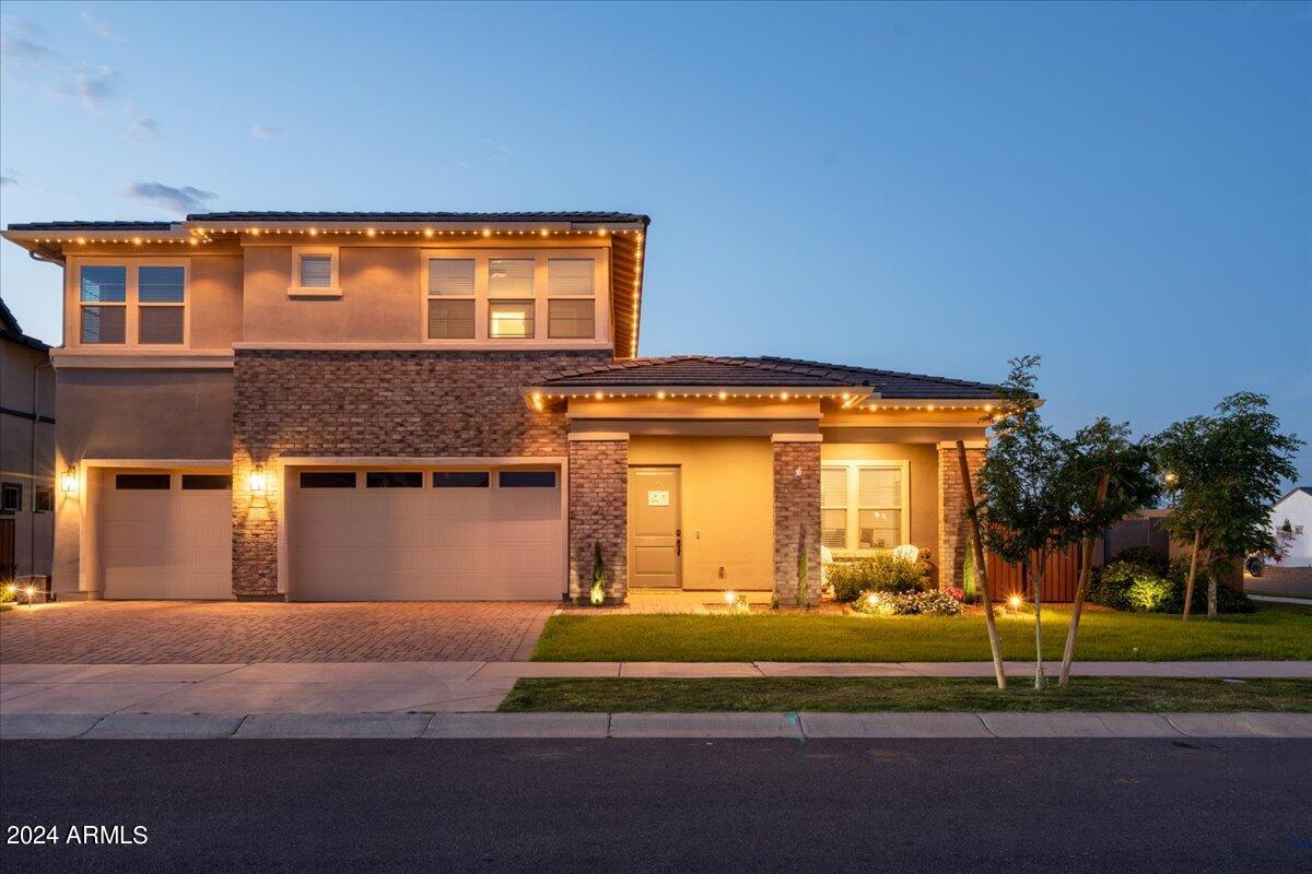 3762 E SAGEBRUSH Street