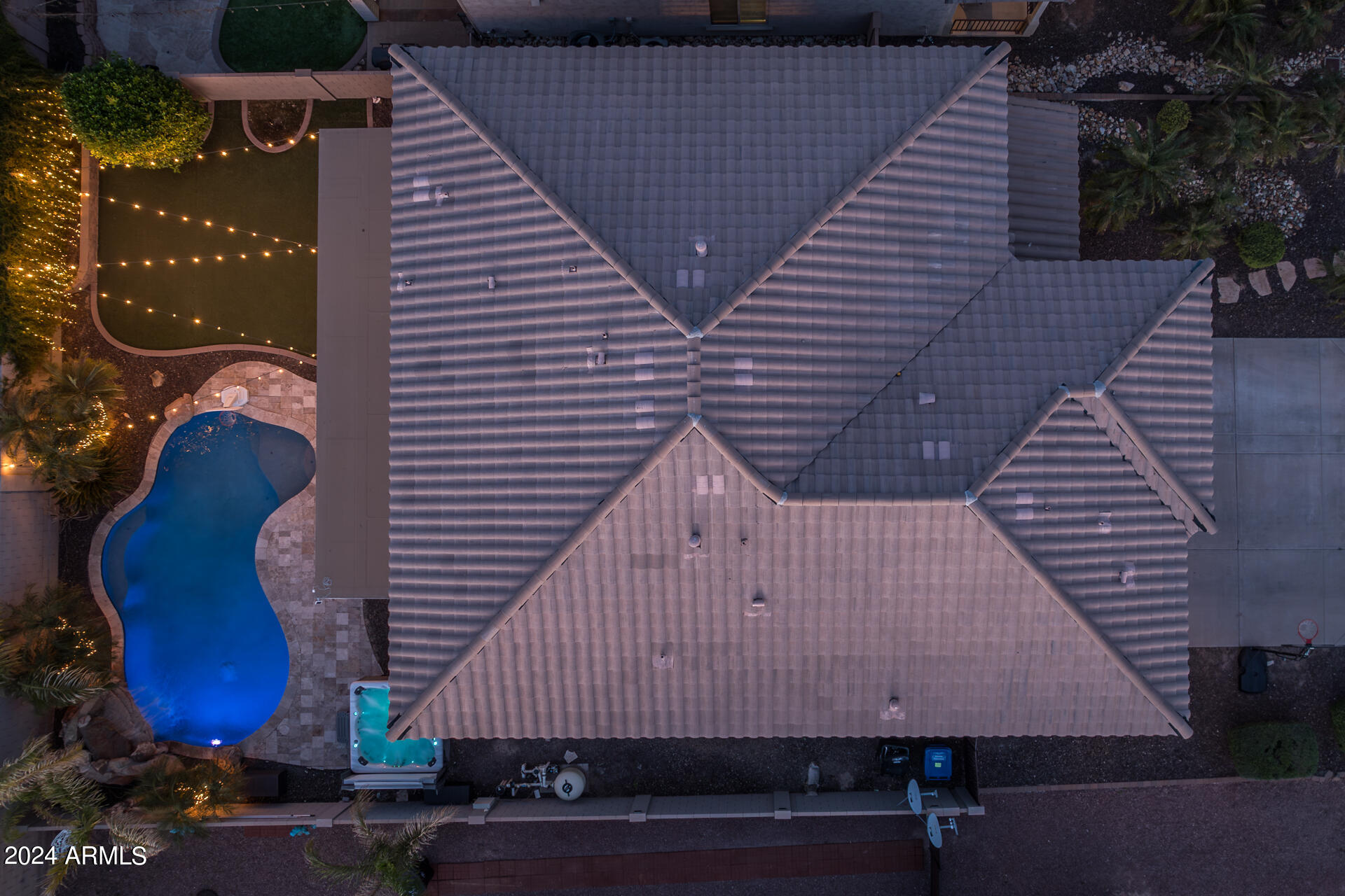 10850 E SORPRESA Avenue