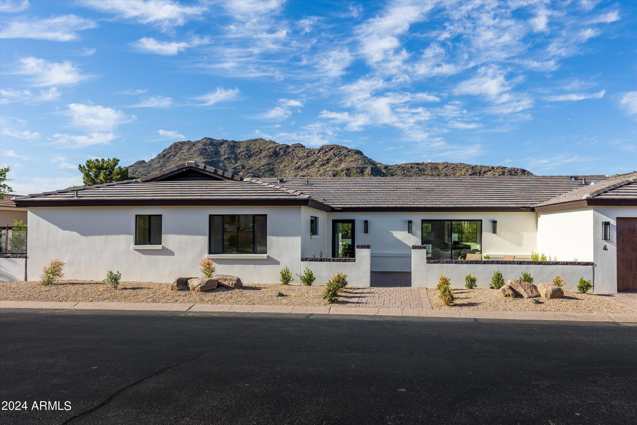 5635 E LINCOLN Drive # 4