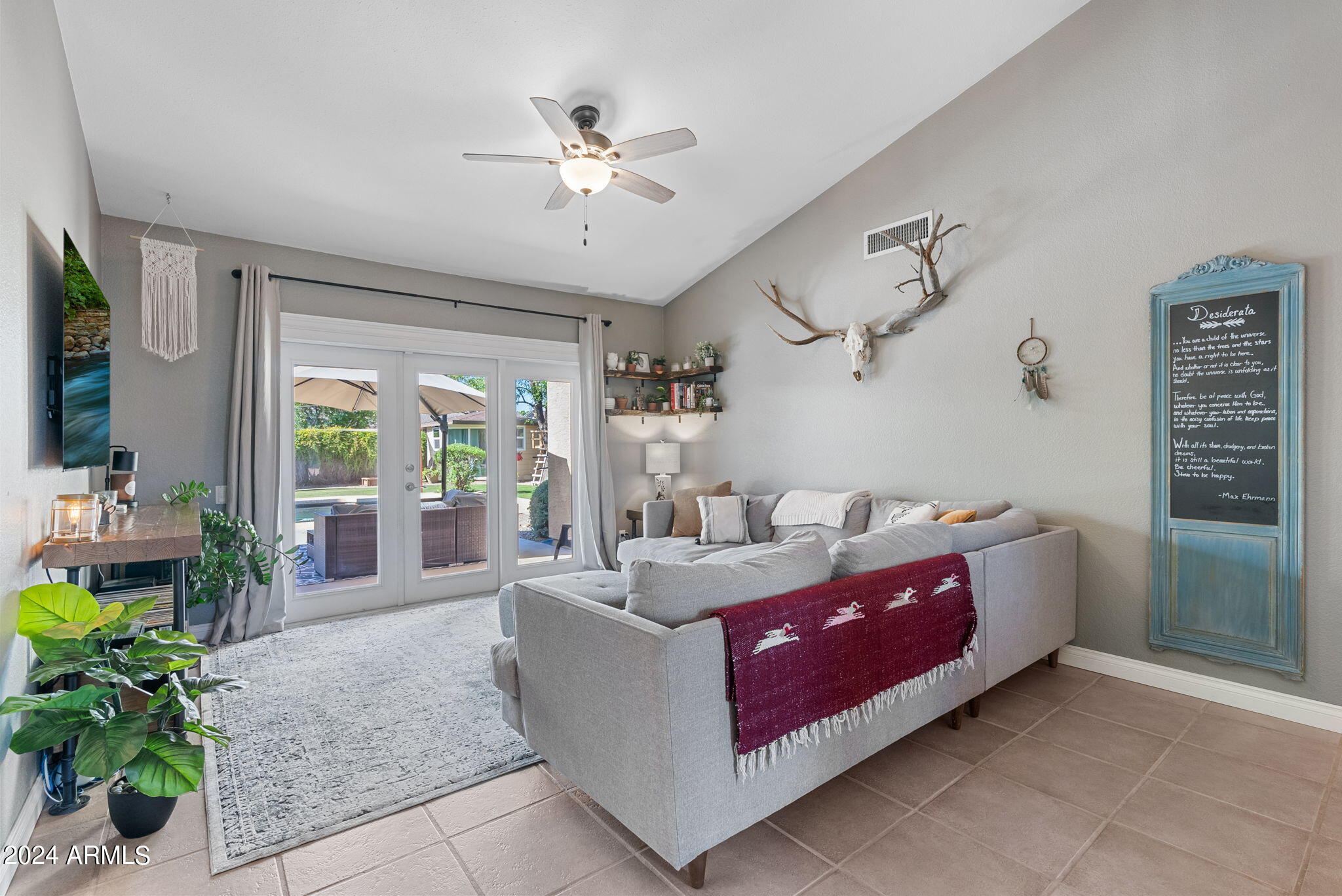 1909 W CALLE DEL NORTE