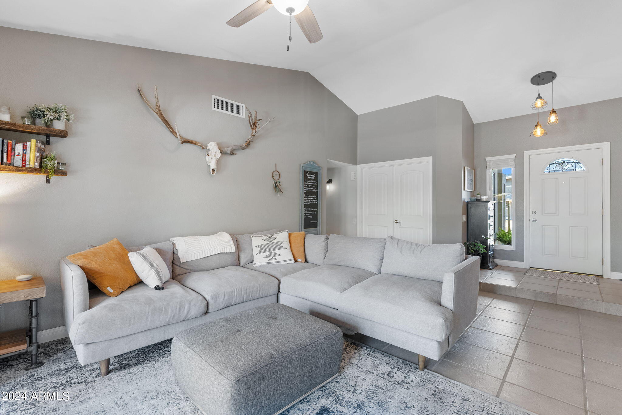 1909 W CALLE DEL NORTE