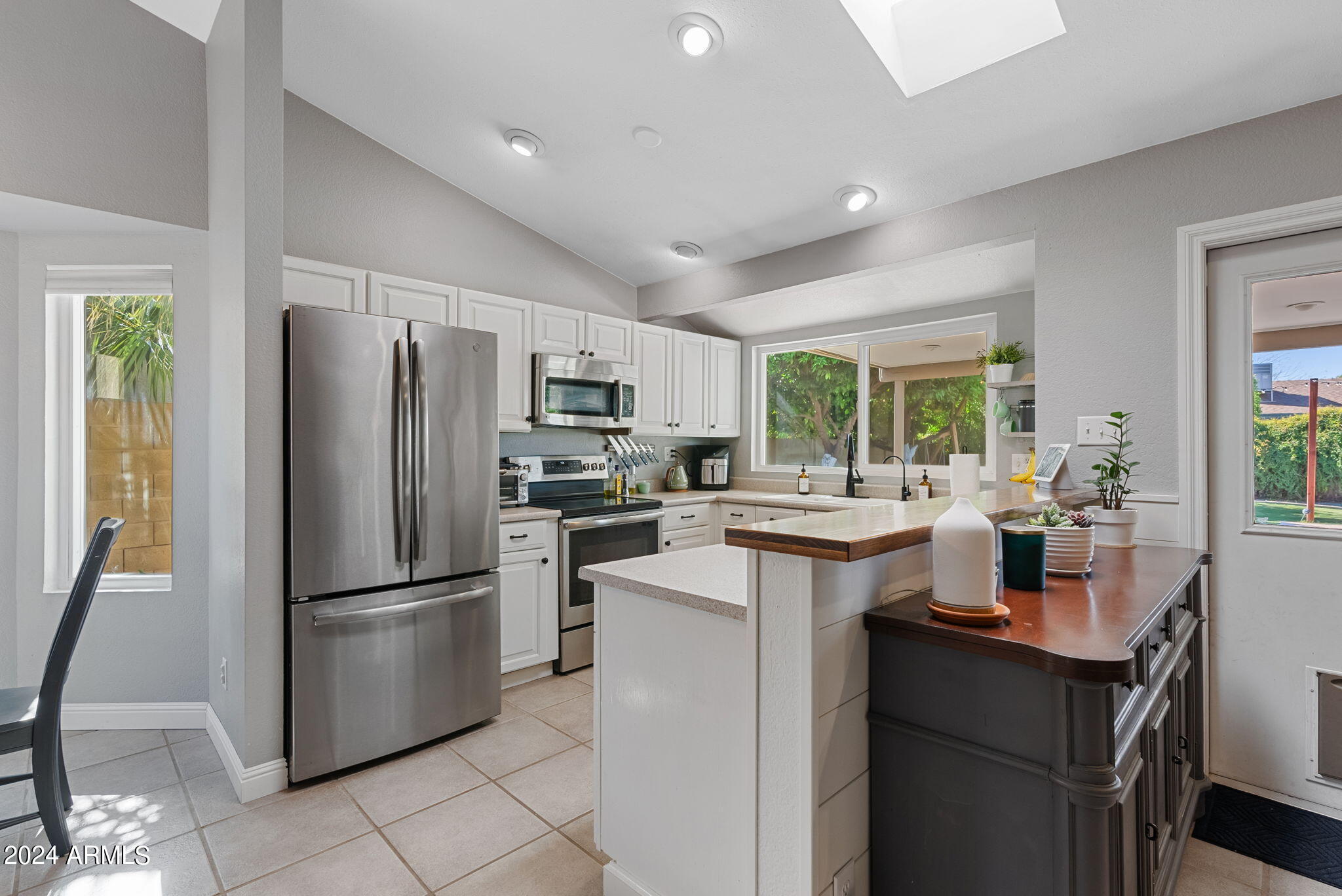 1909 W CALLE DEL NORTE