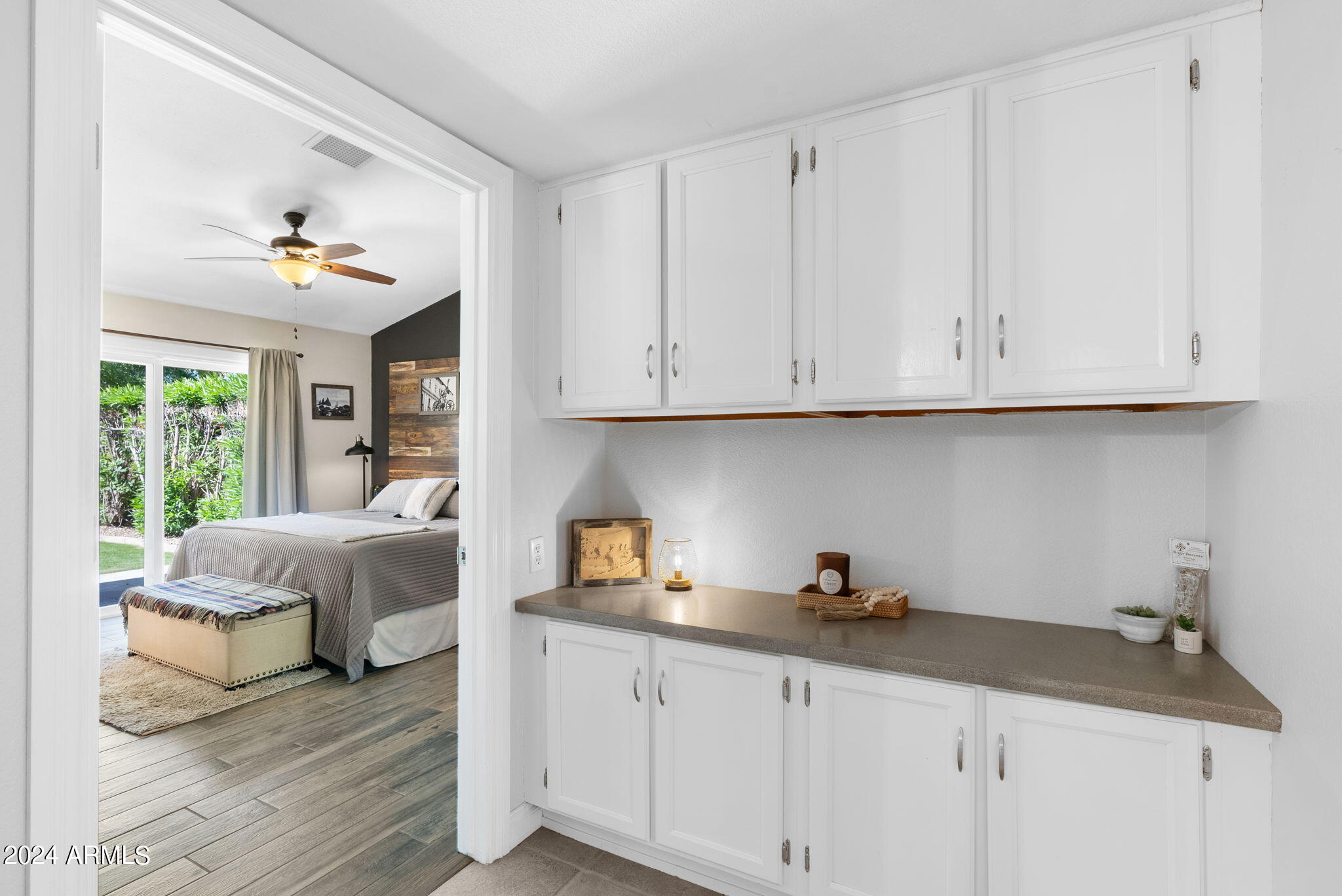 1909 W CALLE DEL NORTE