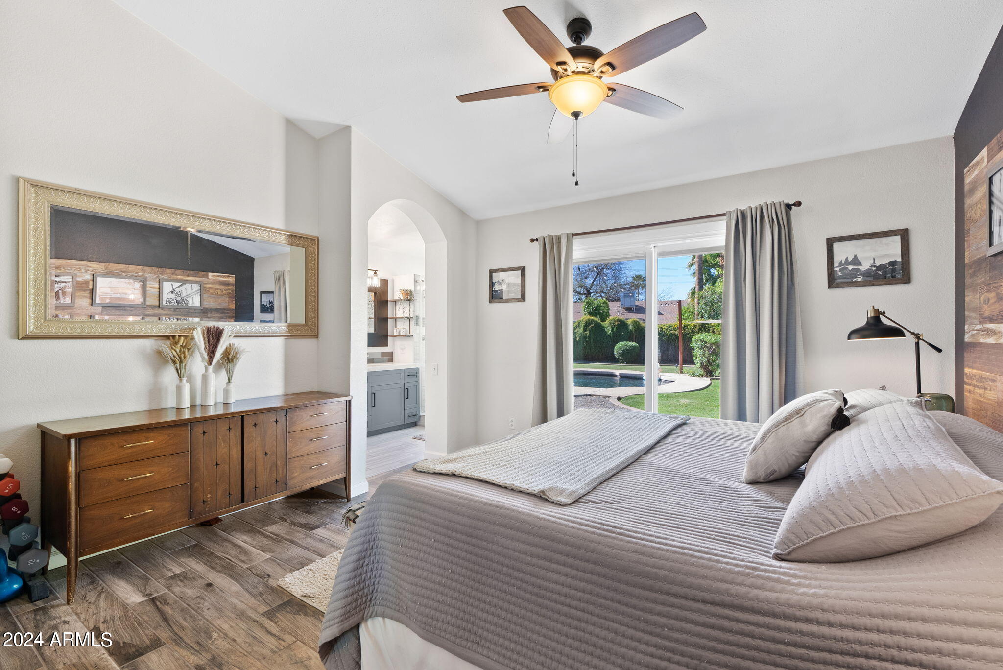 1909 W CALLE DEL NORTE