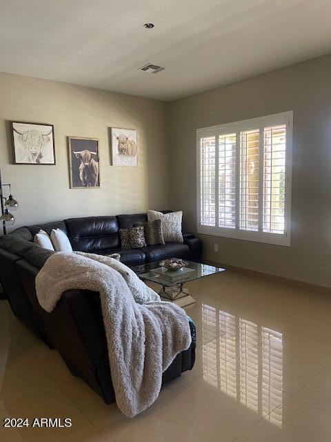 4834 W YOOSOONI Drive