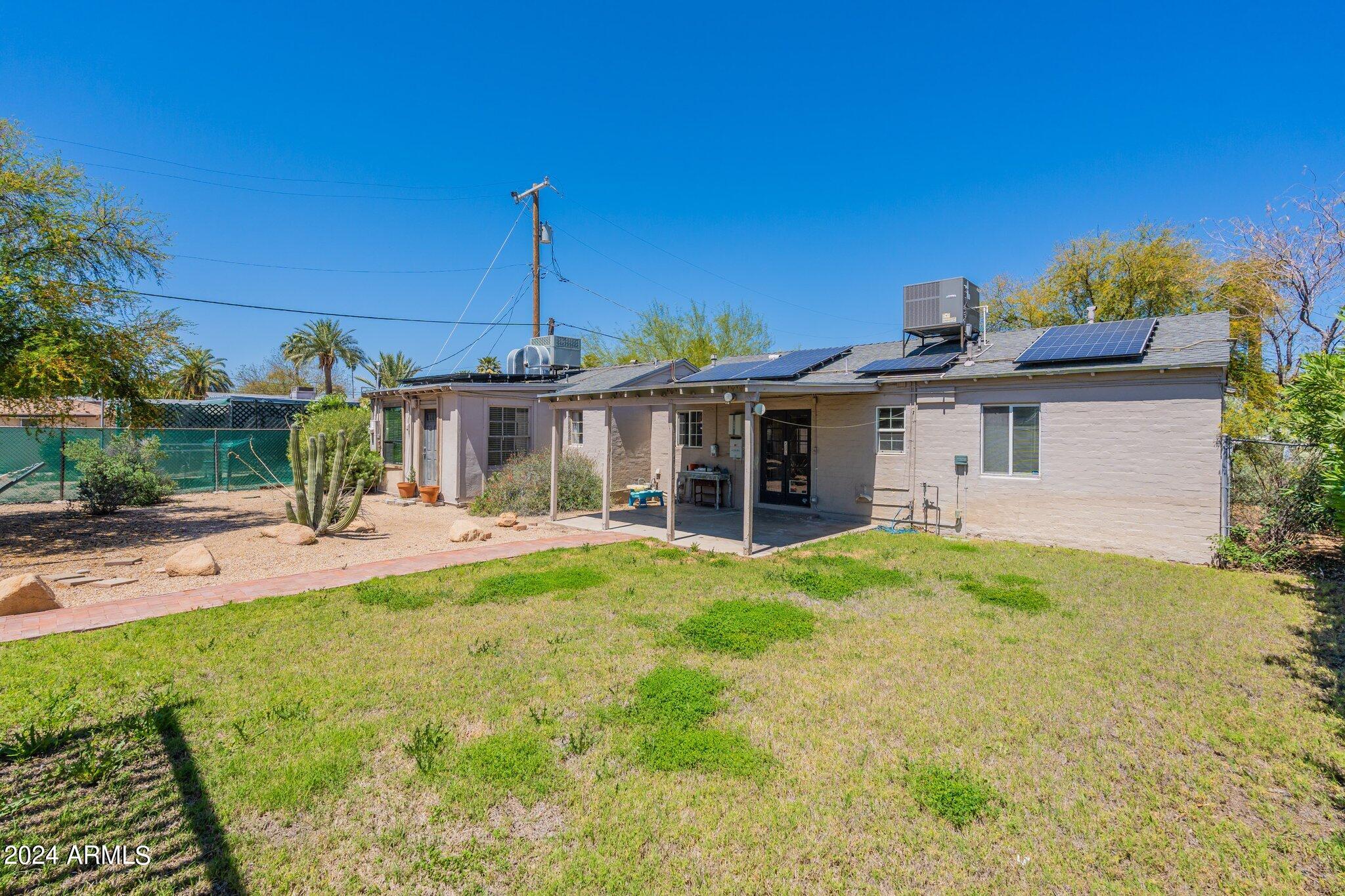 1533 W VERDE Lane