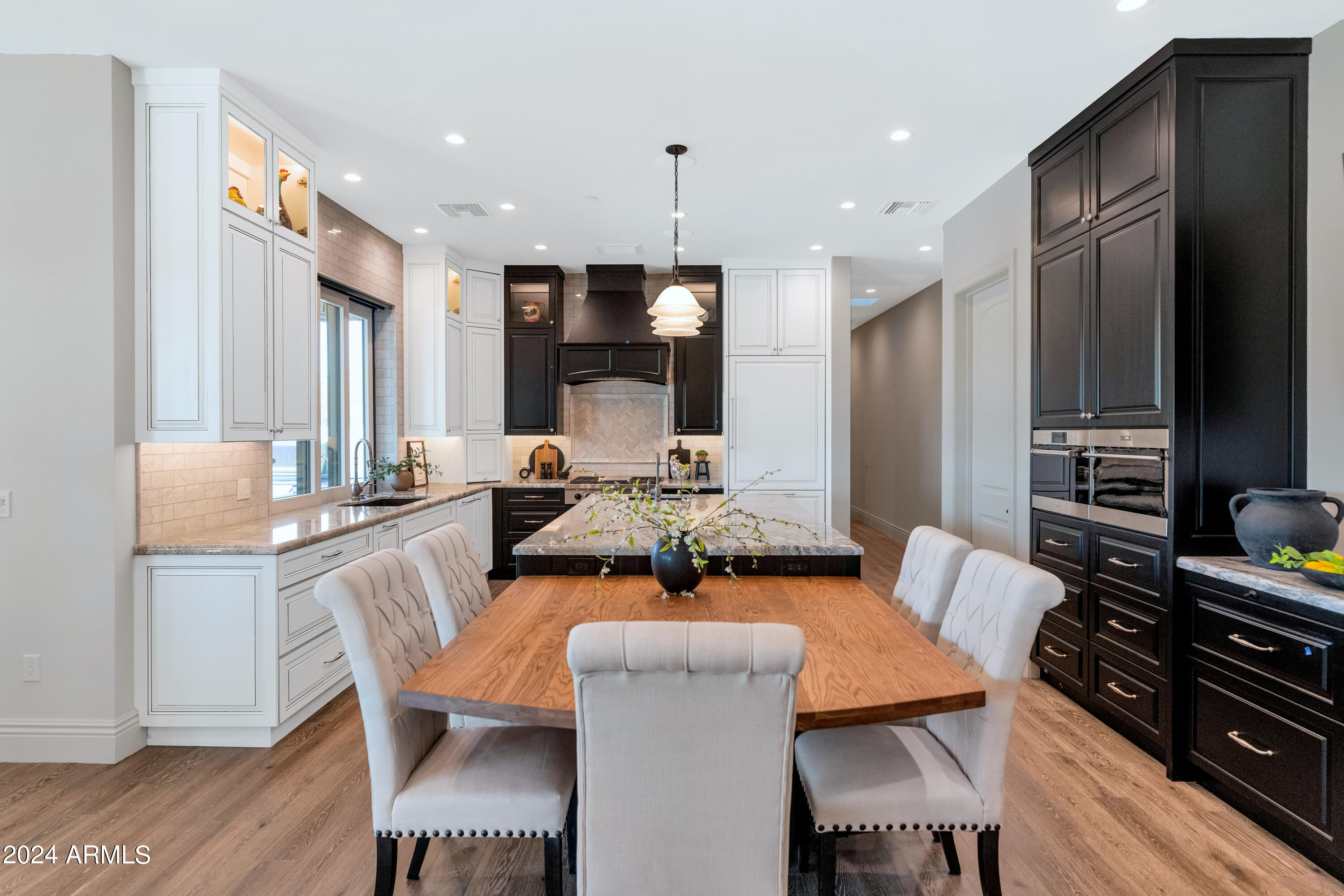 10779 E Whitethorn Drive