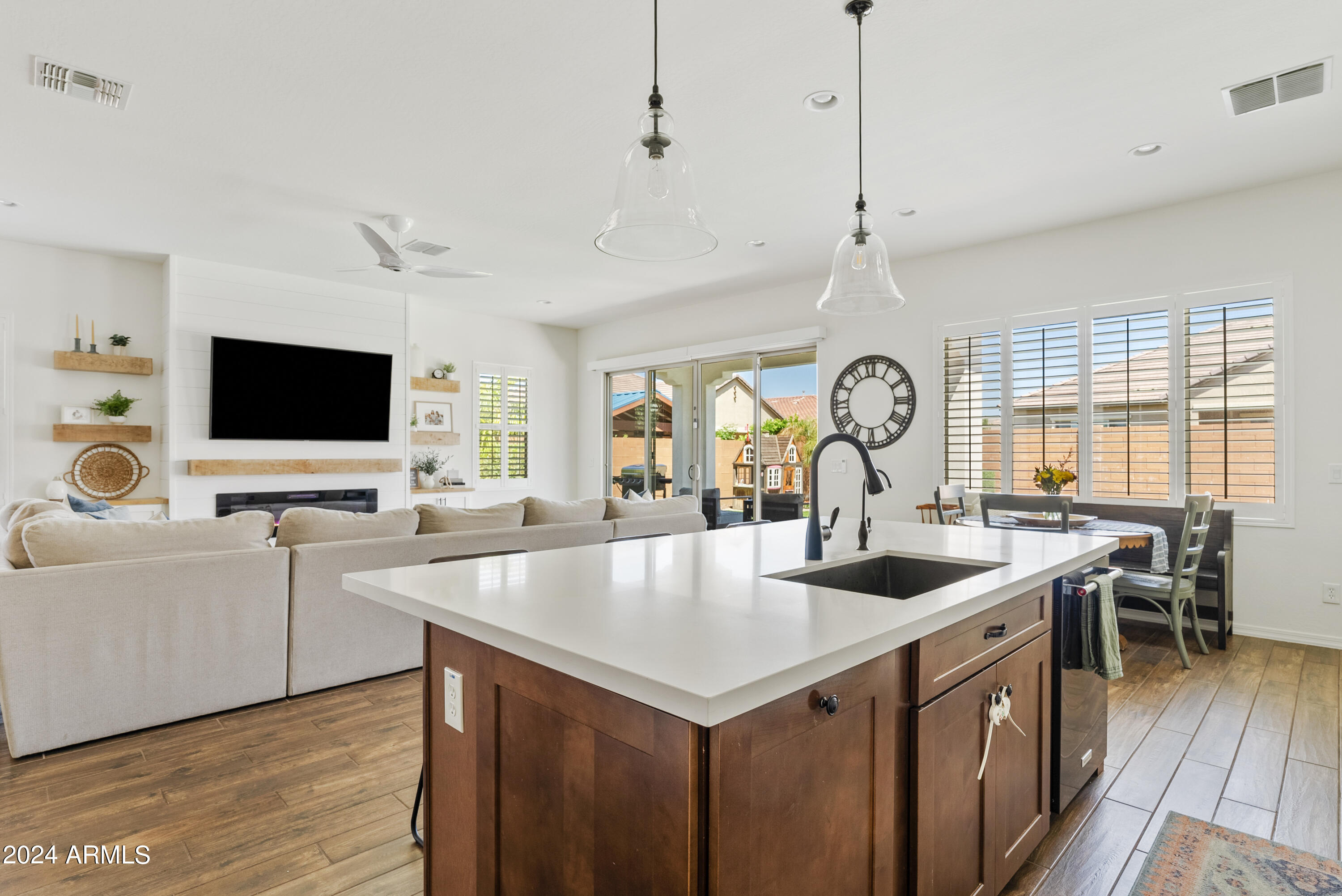 10712 E SEBRING Avenue