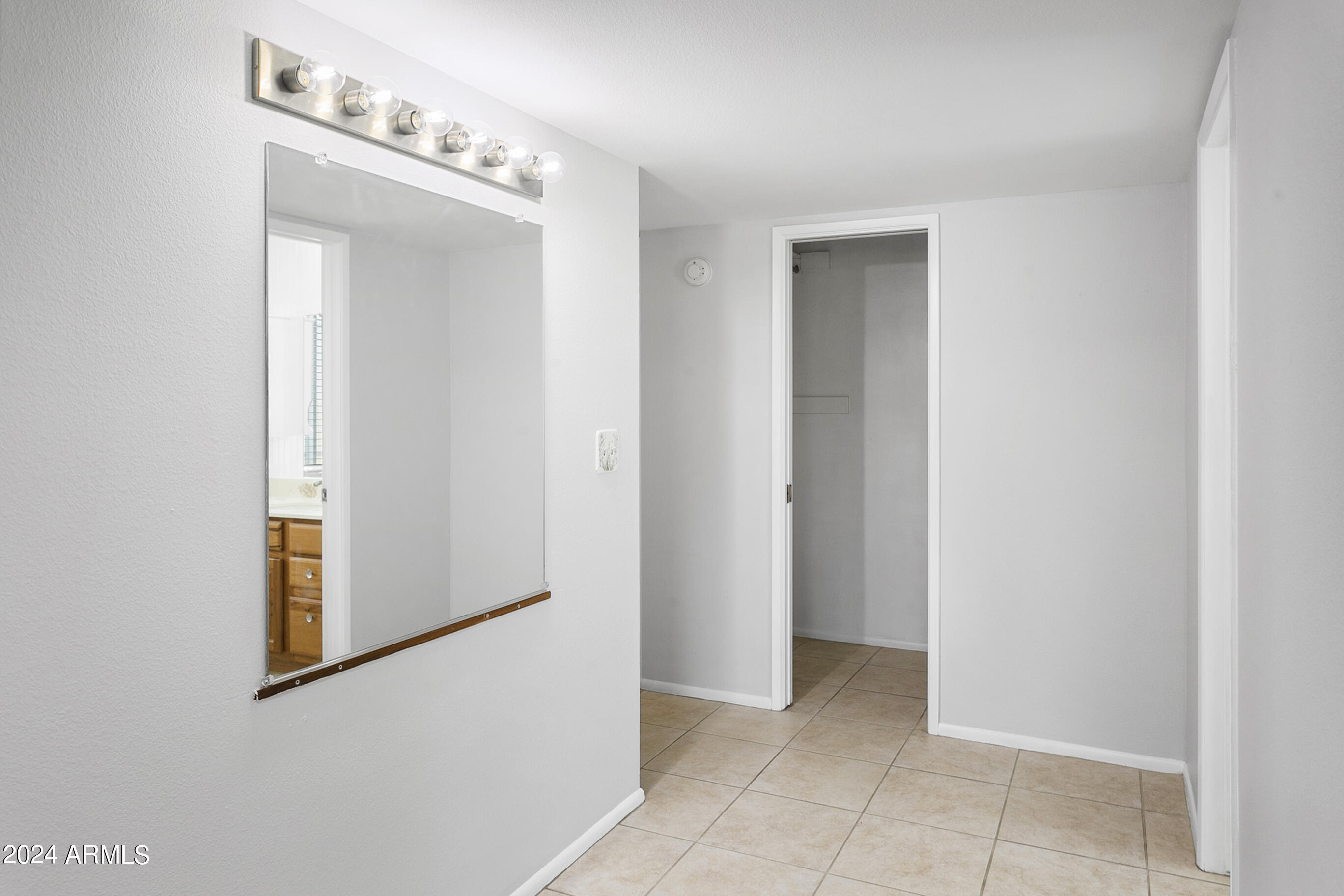 10312 W Kingswood Circle