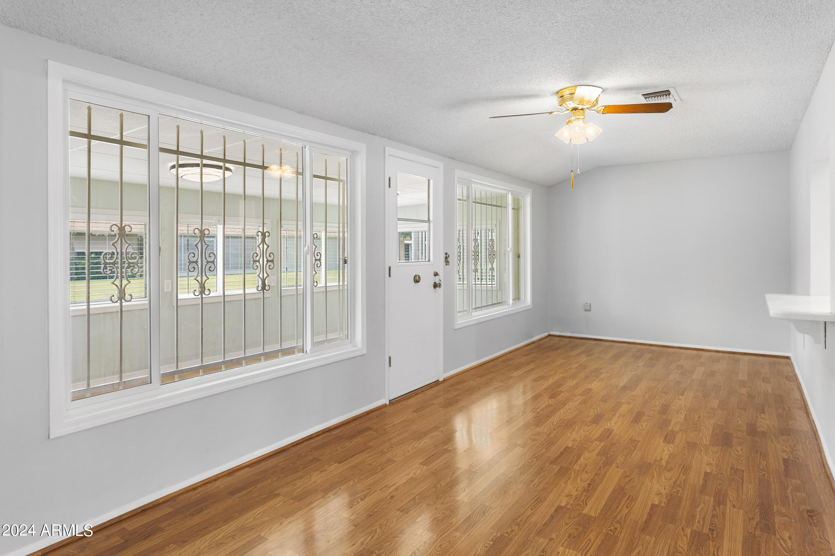 10312 W Kingswood Circle