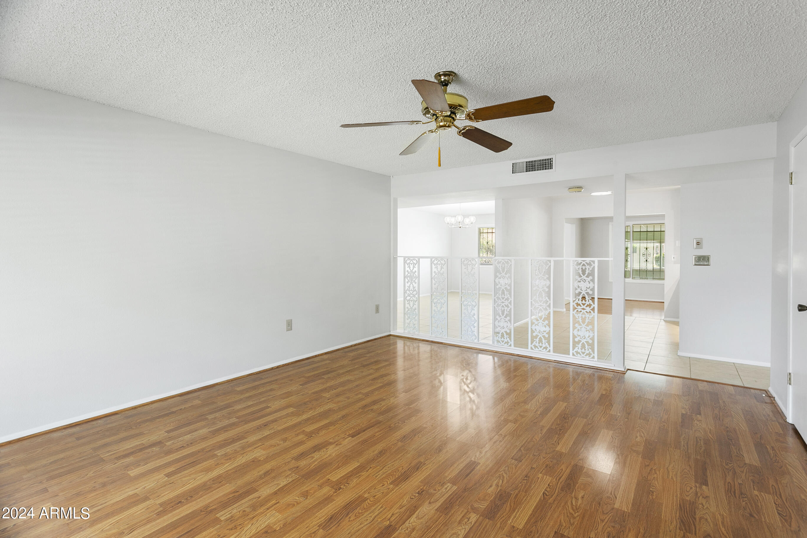 10312 W Kingswood Circle