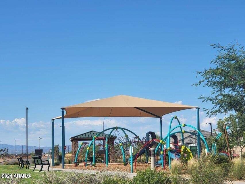 18580 W BRONCO Trail
