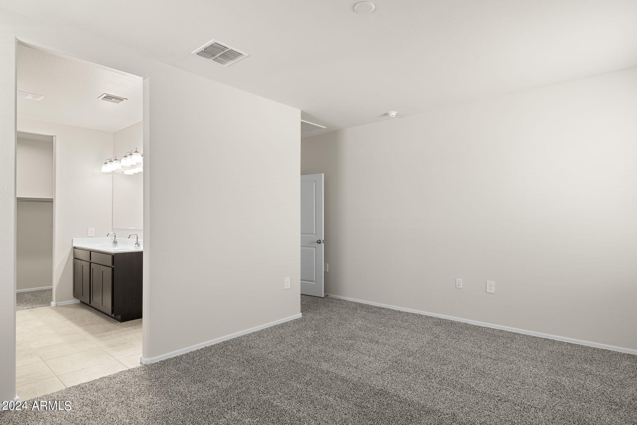 18580 W BRONCO Trail
