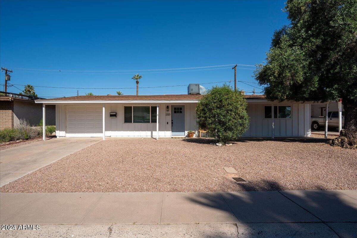 2323 N 51ST Place