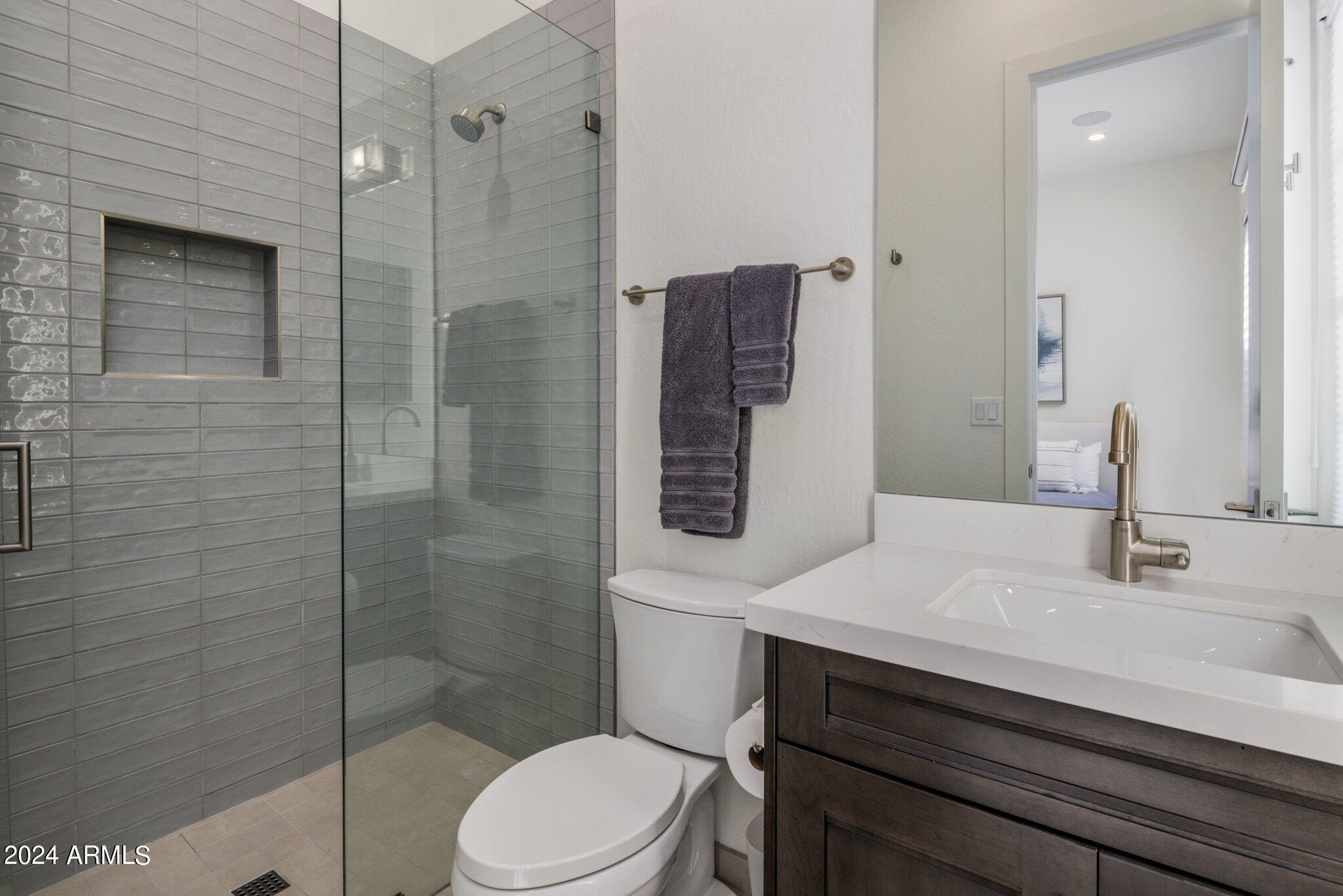 9528 E MOUNTAIN SPRING Road