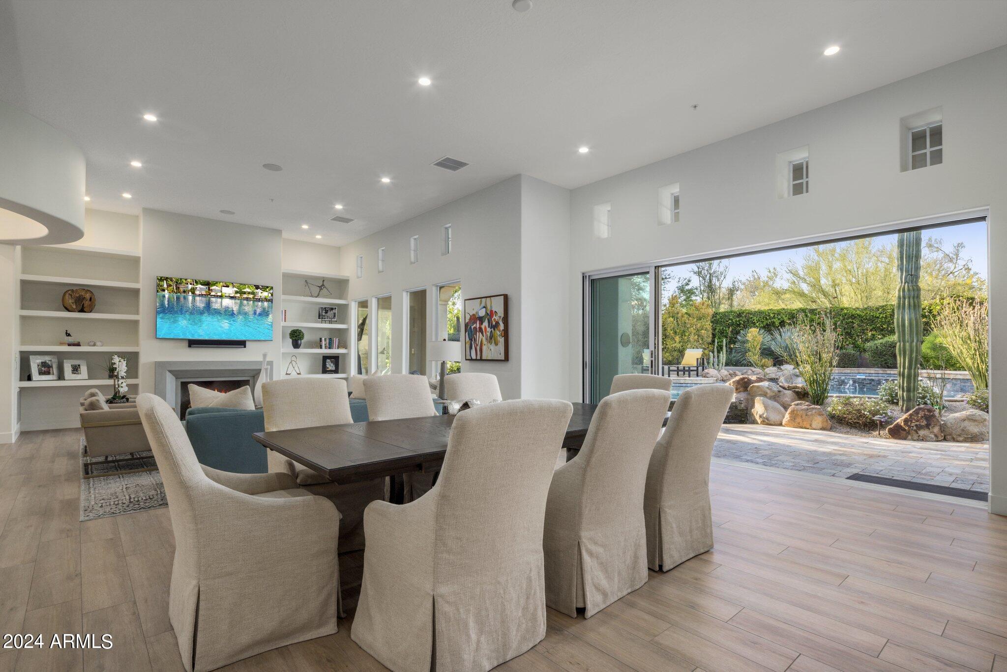 9528 E MOUNTAIN SPRING Road