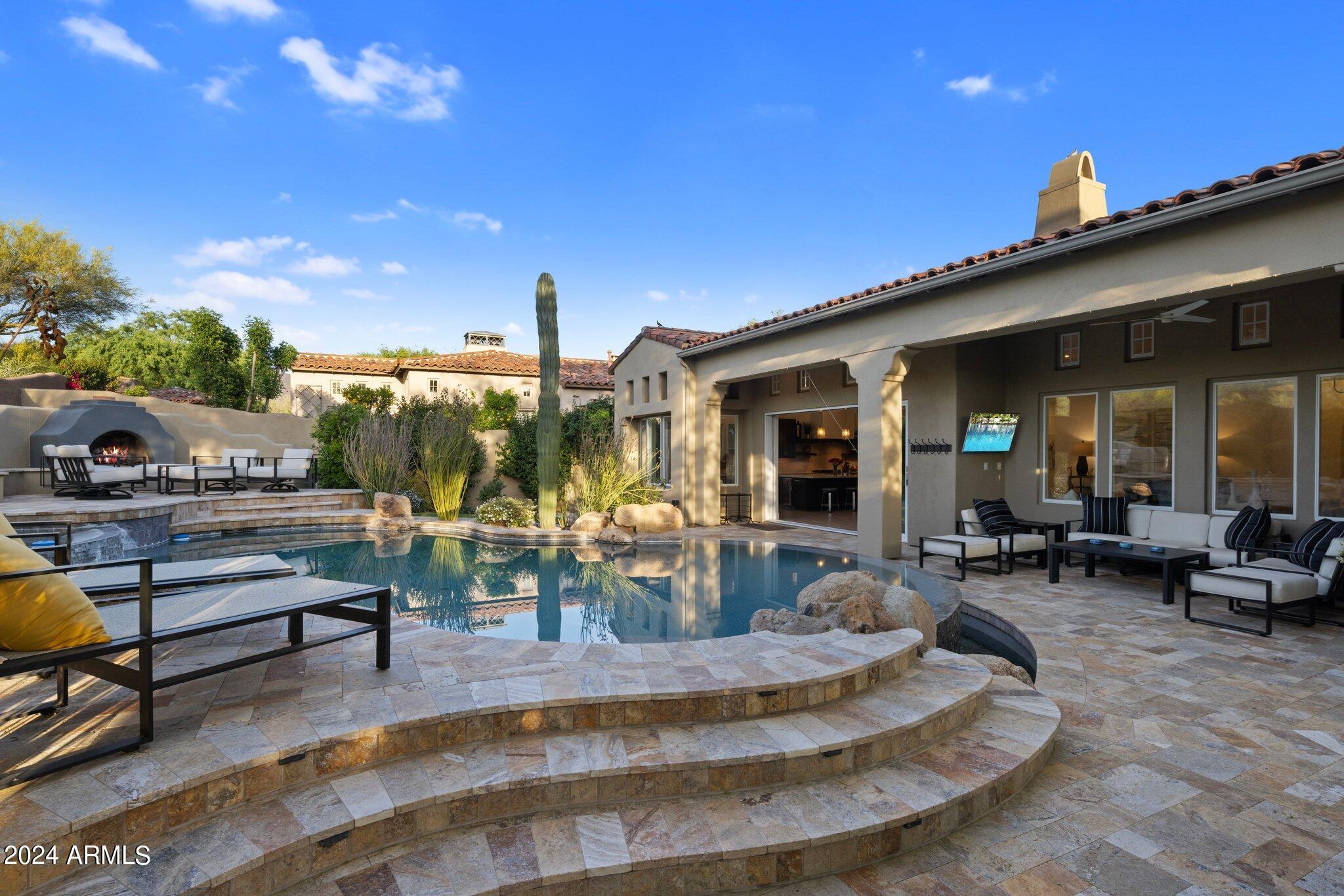 9528 E MOUNTAIN SPRING Road