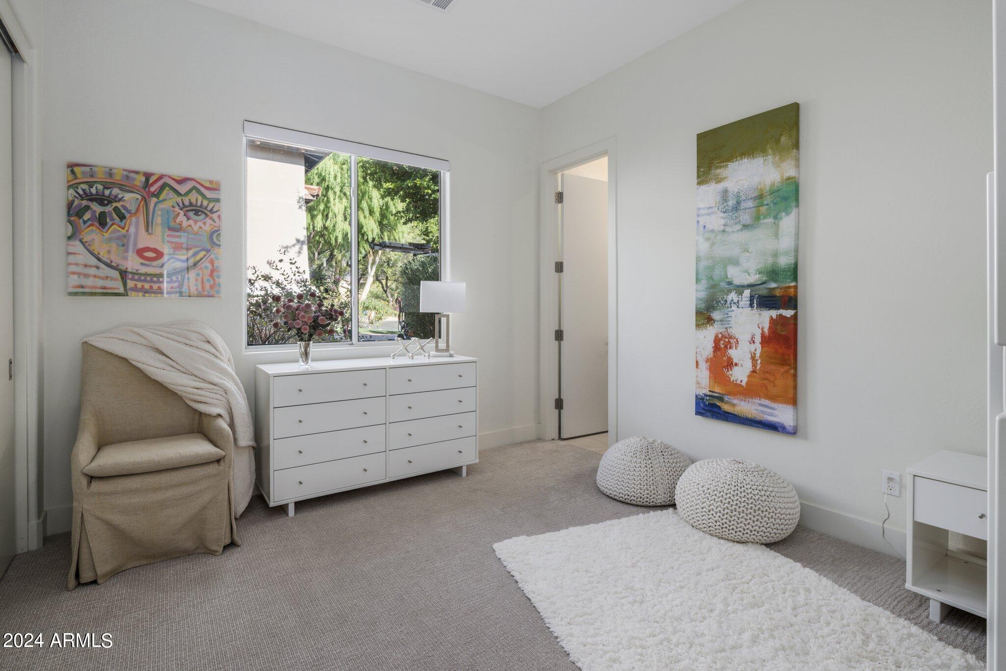 9528 E MOUNTAIN SPRING Road