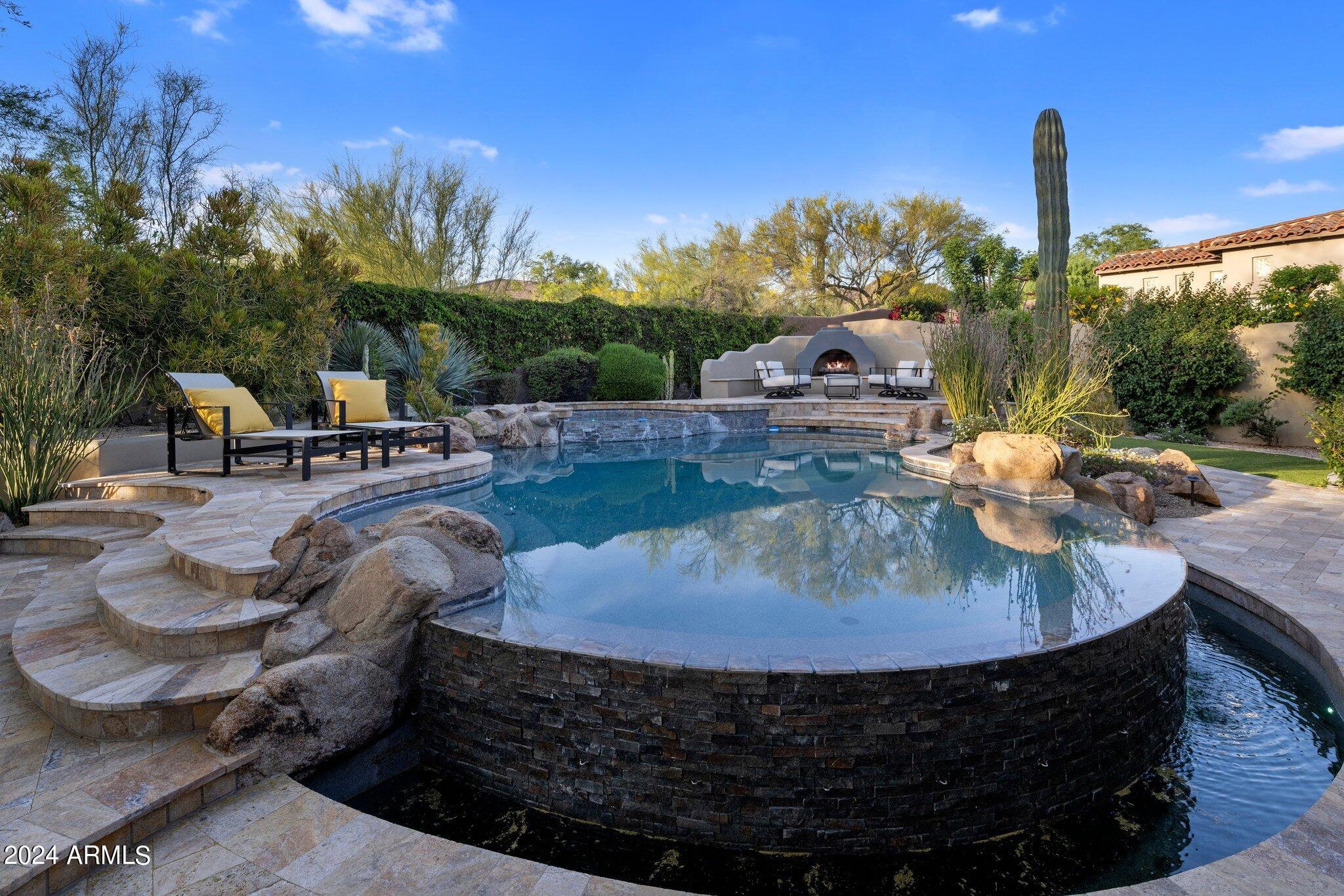 9528 E MOUNTAIN SPRING Road