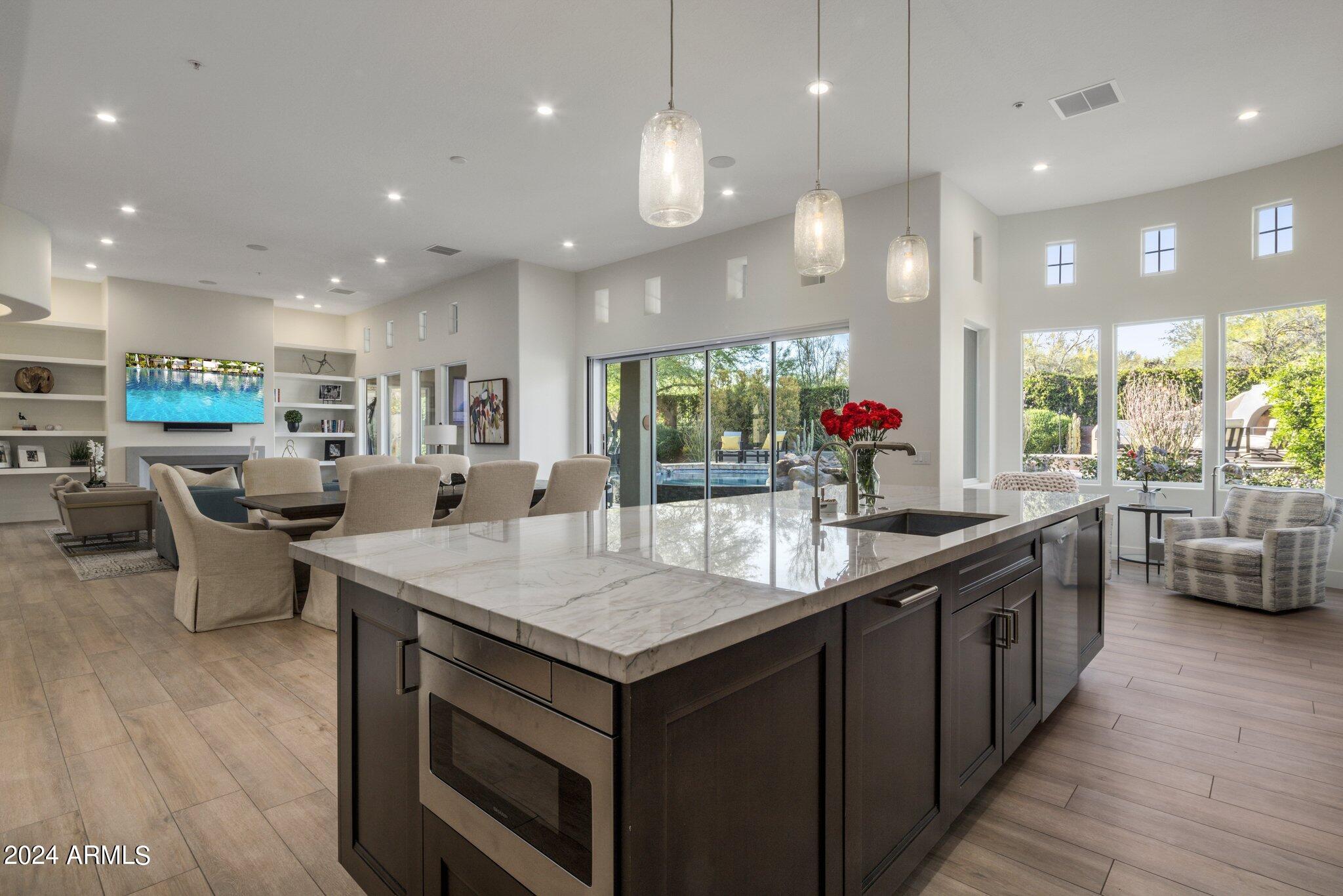 9528 E MOUNTAIN SPRING Road