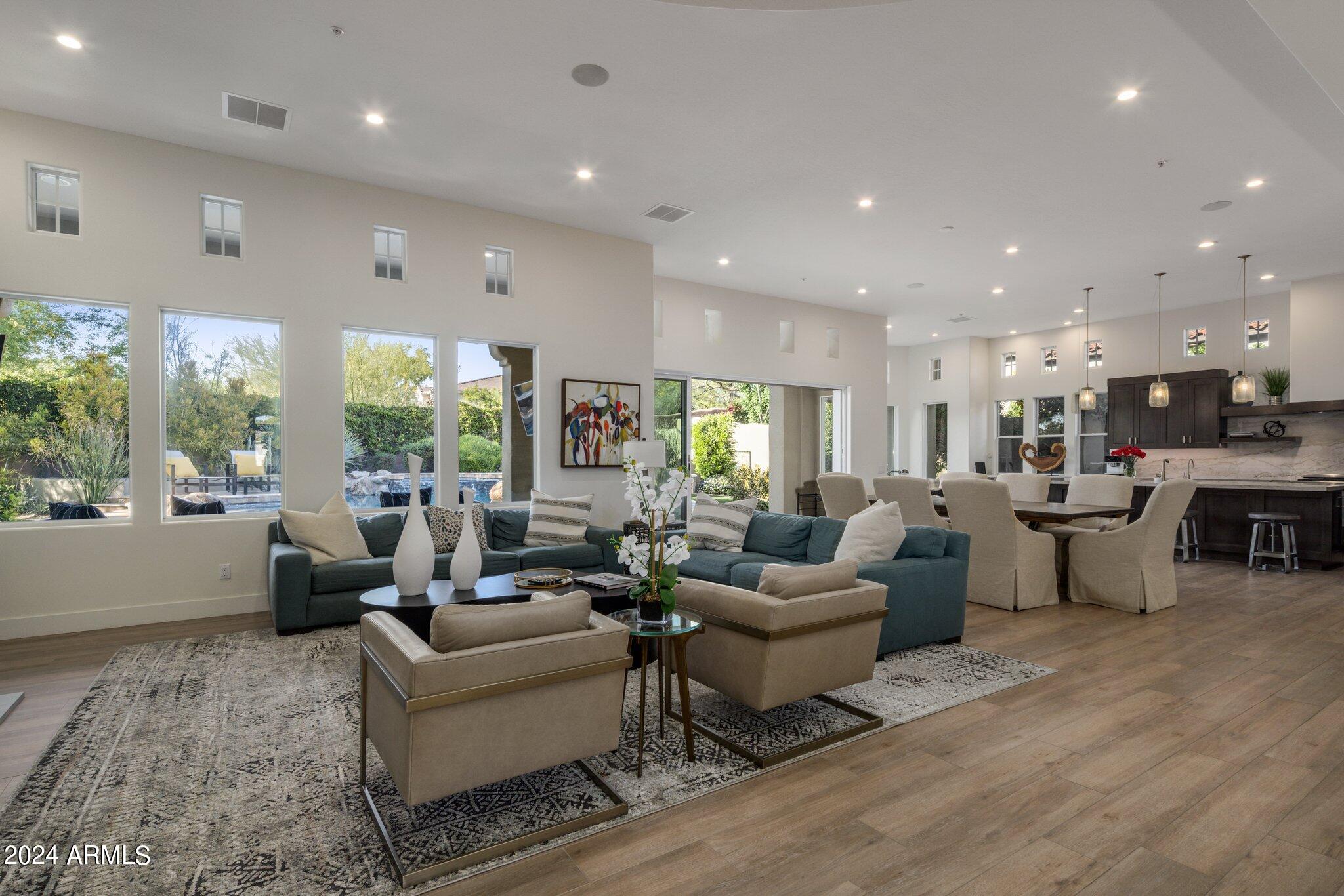 9528 E MOUNTAIN SPRING Road