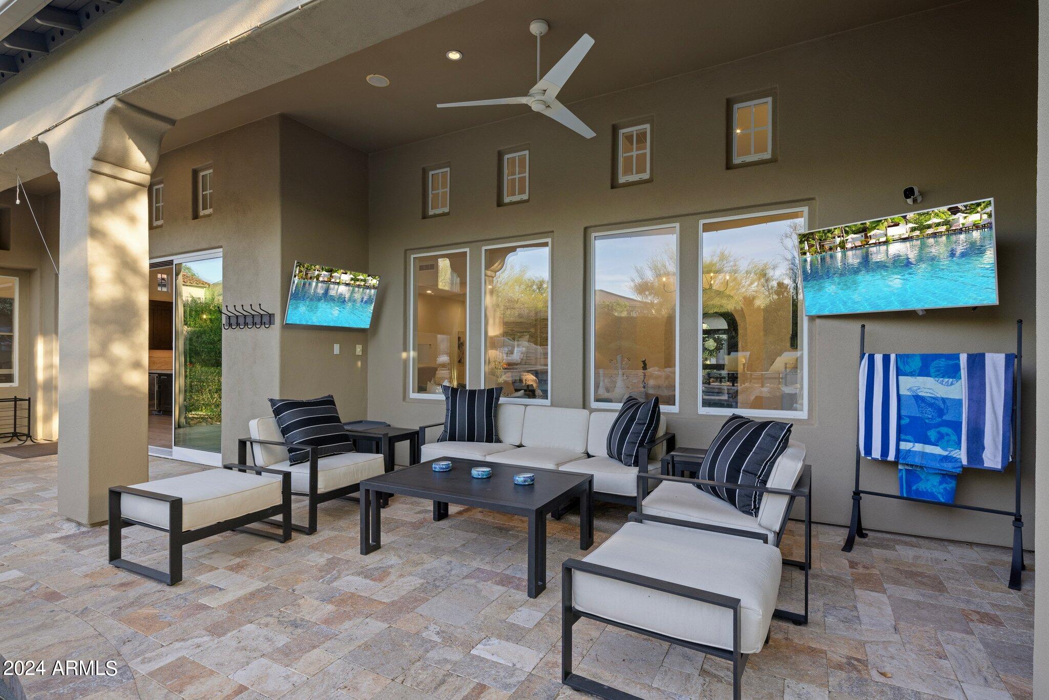 9528 E MOUNTAIN SPRING Road