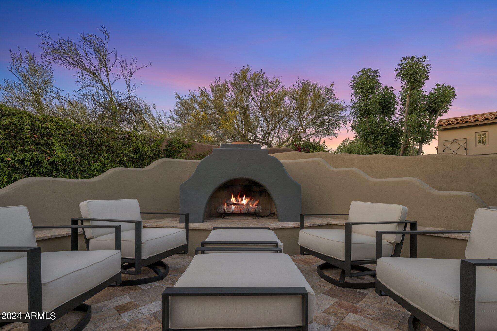 9528 E MOUNTAIN SPRING Road