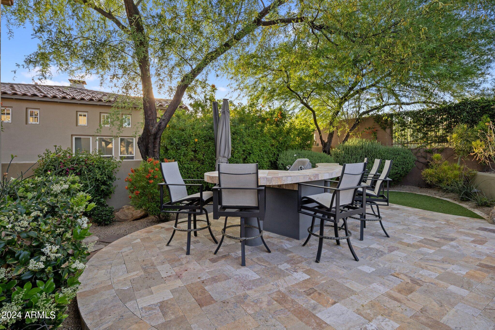 9528 E MOUNTAIN SPRING Road