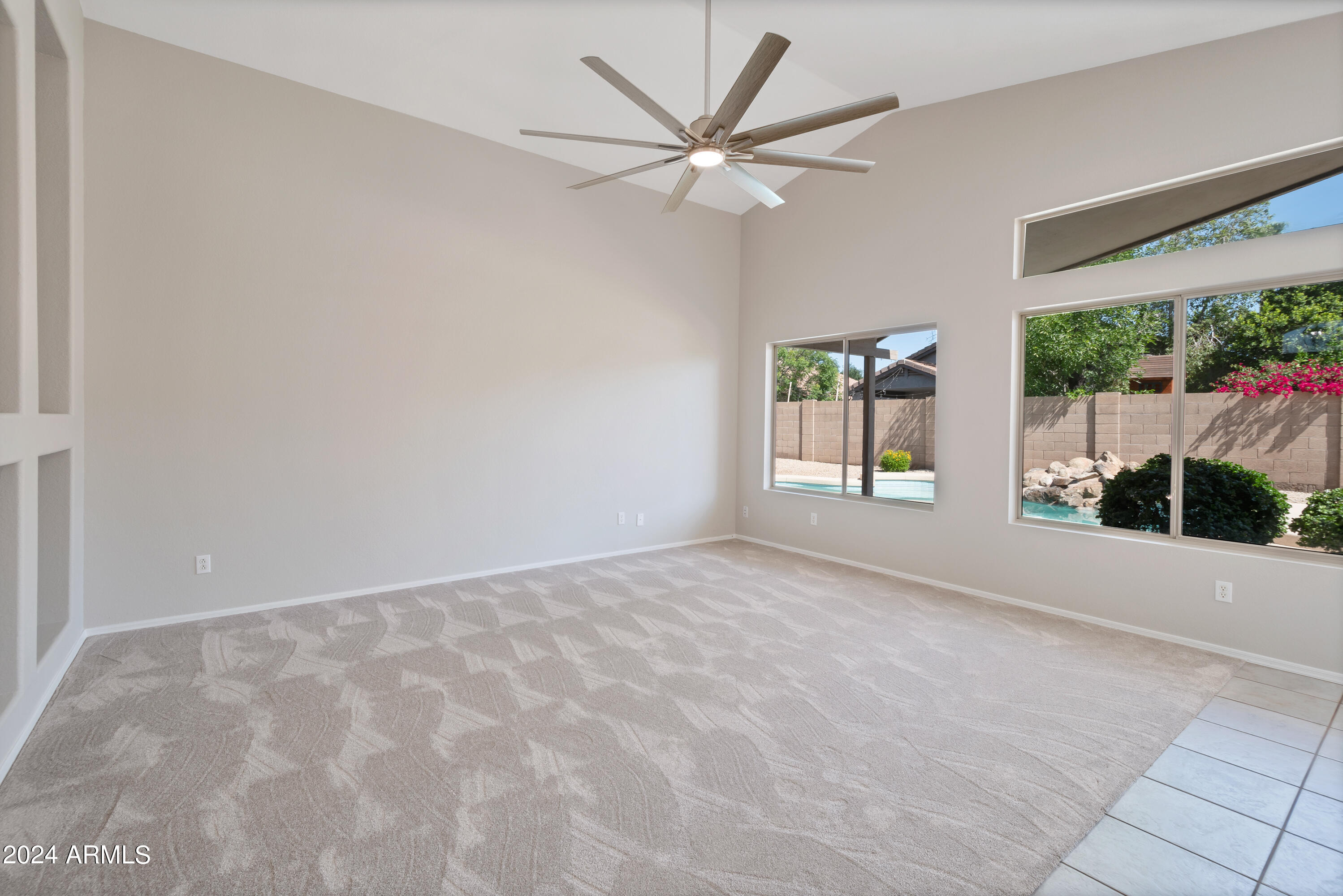 322 E RAWHIDE Avenue