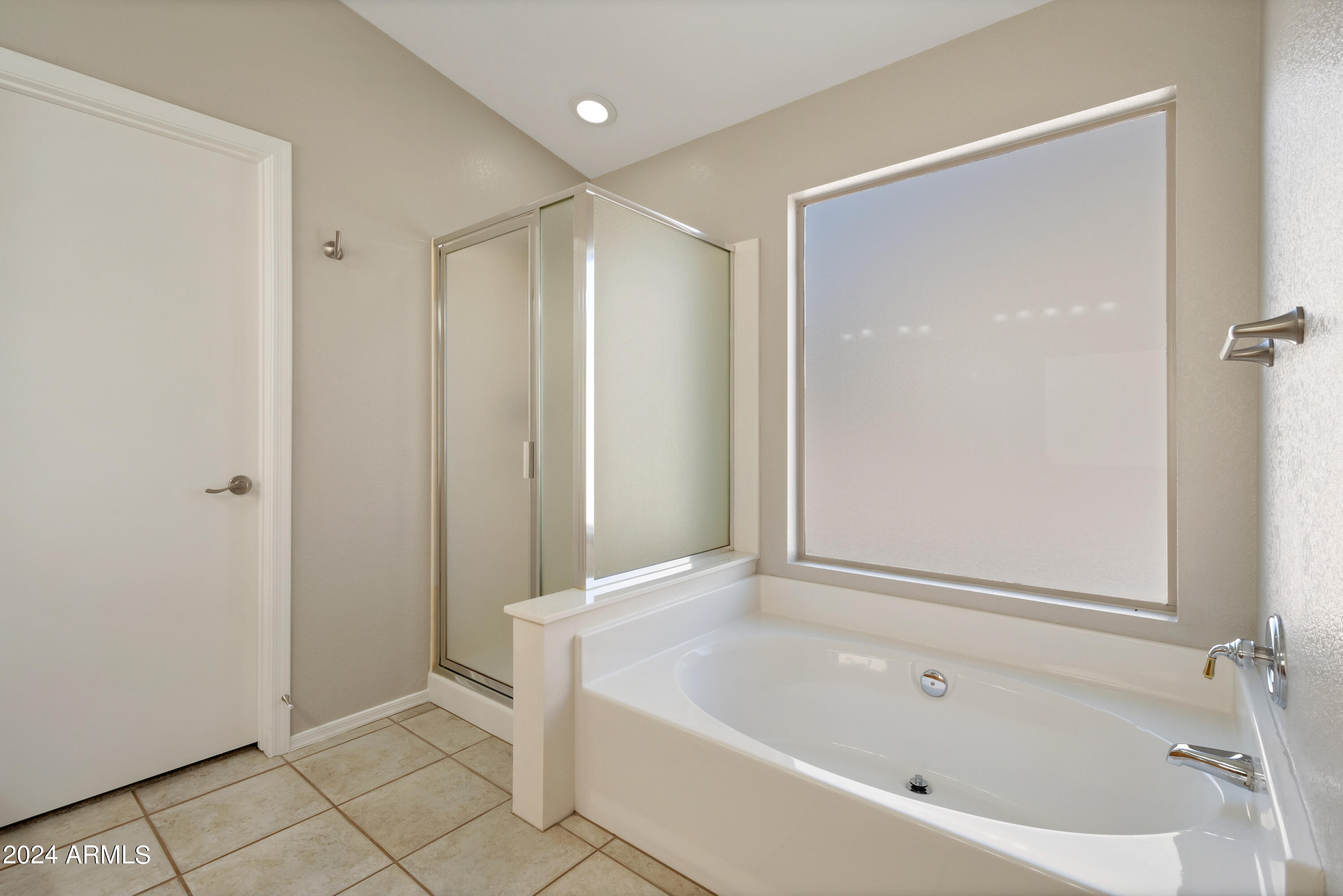 322 E RAWHIDE Avenue