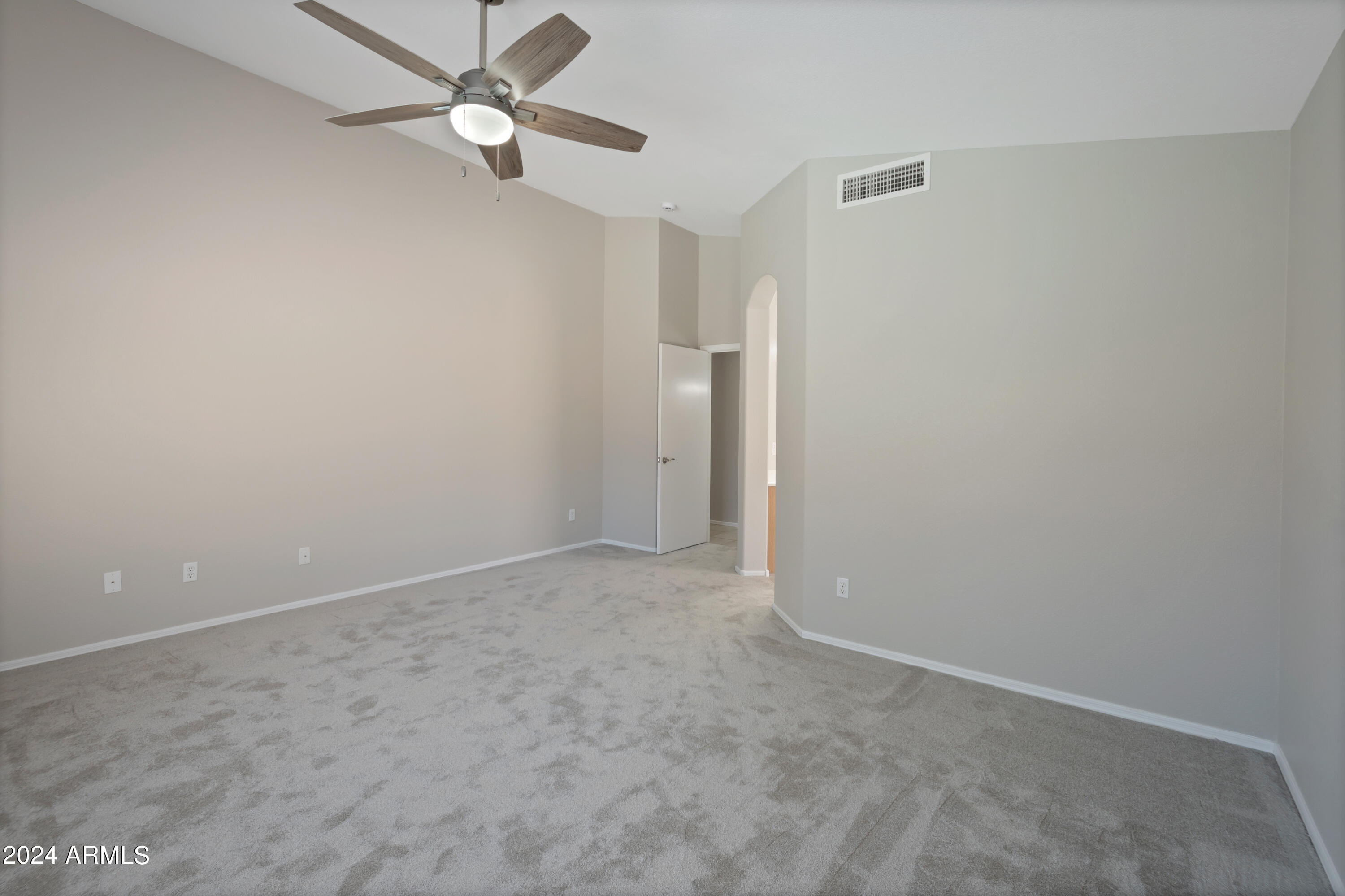 322 E RAWHIDE Avenue