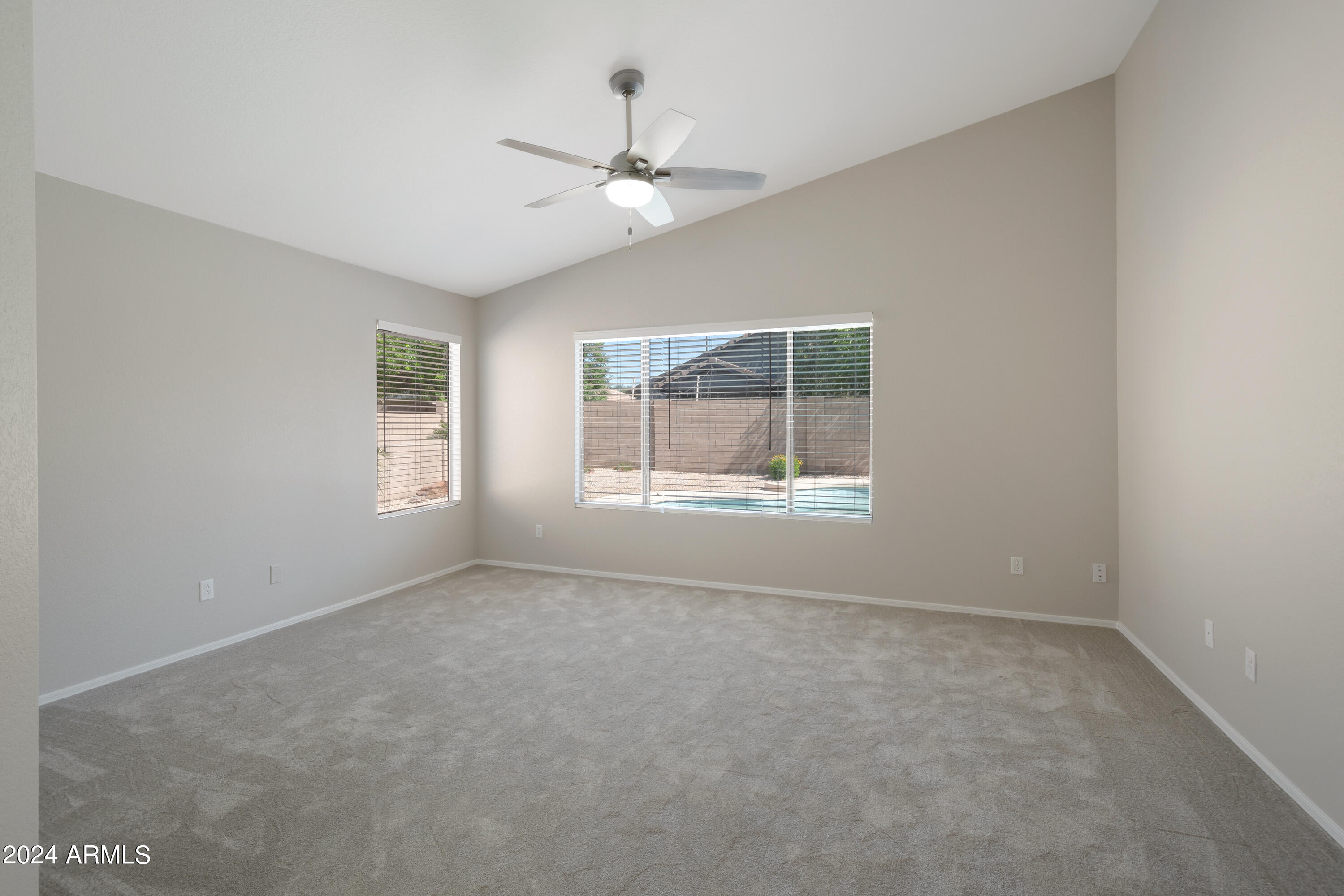 322 E RAWHIDE Avenue