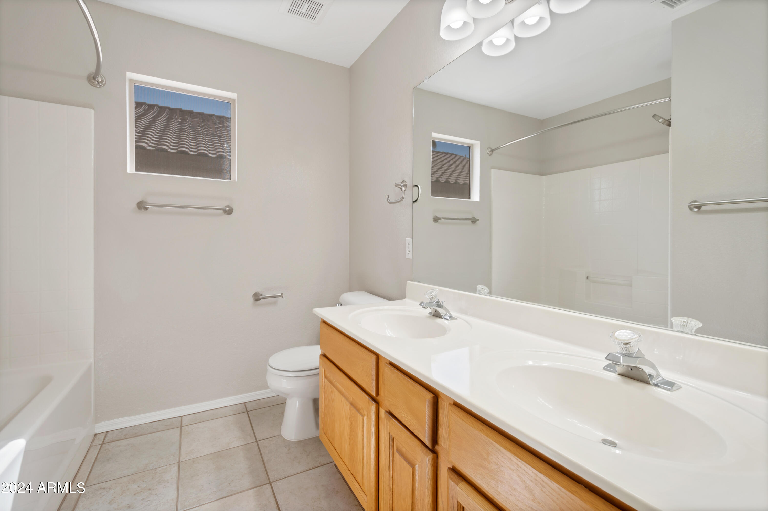 322 E RAWHIDE Avenue