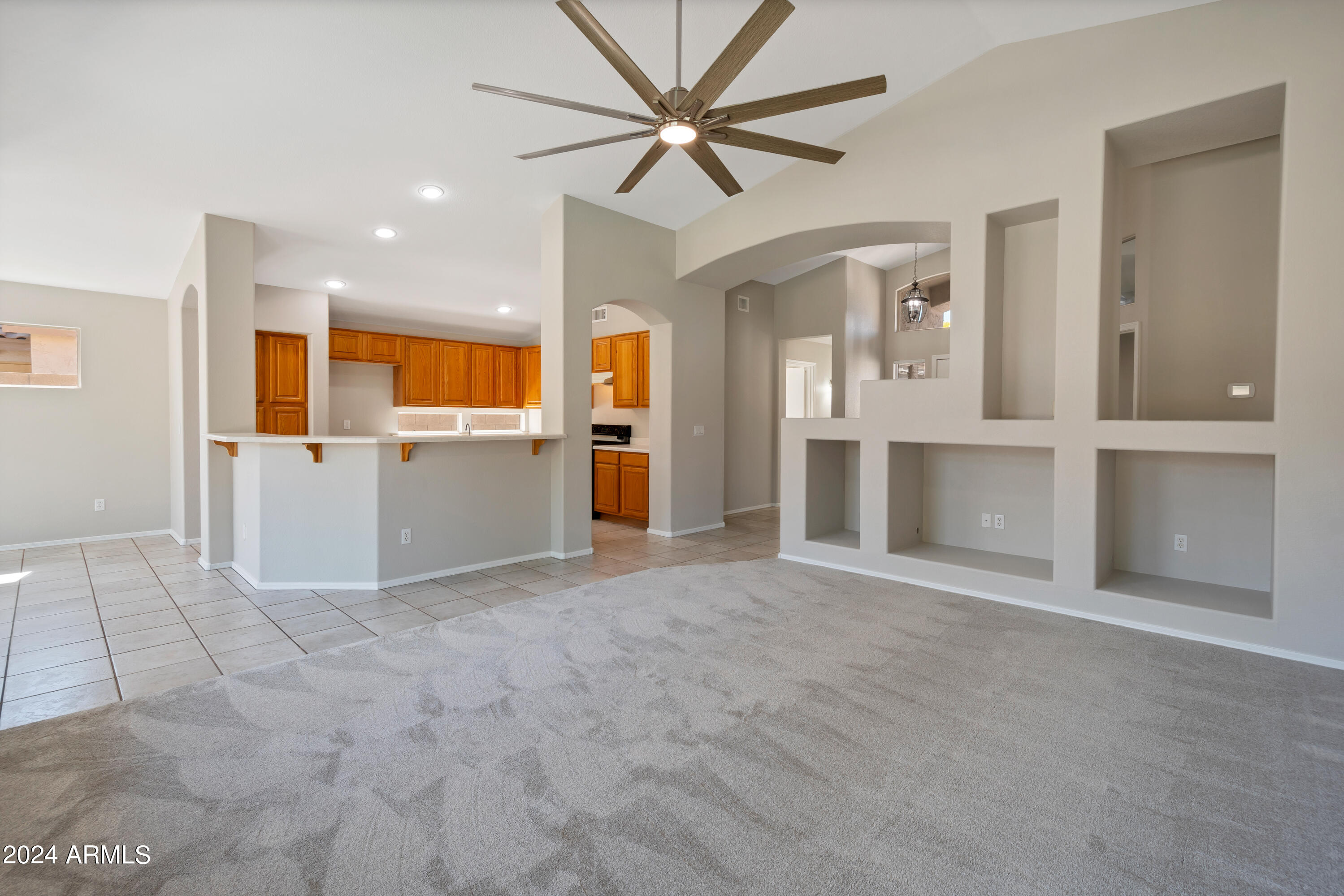 322 E RAWHIDE Avenue