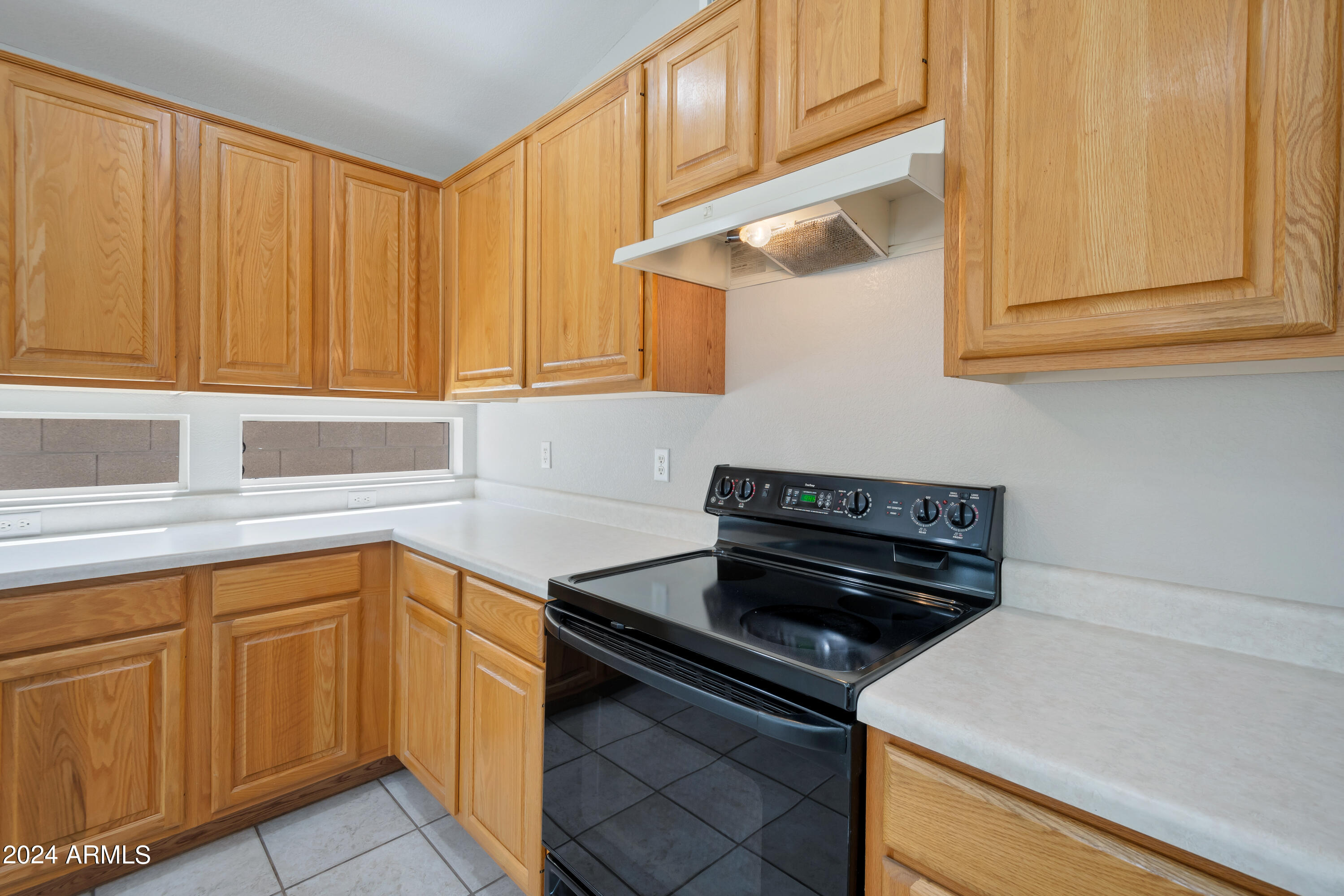 322 E RAWHIDE Avenue