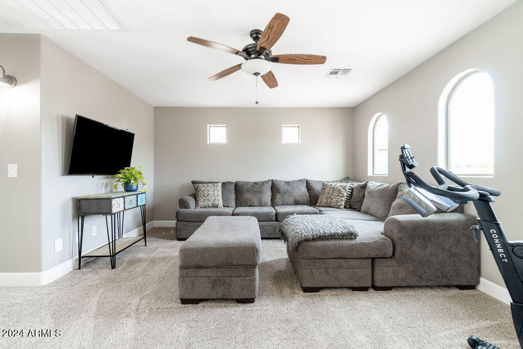 2409 E RUSTLING OAKS Lane