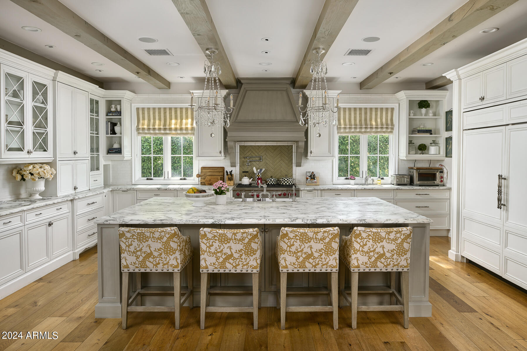 6039 E MARIPOSA Street