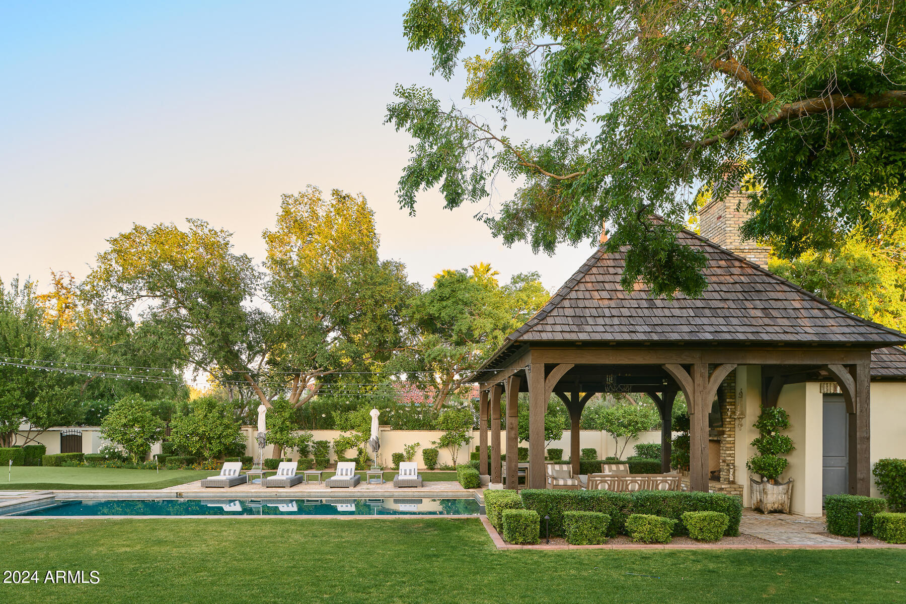 6039 E MARIPOSA Street