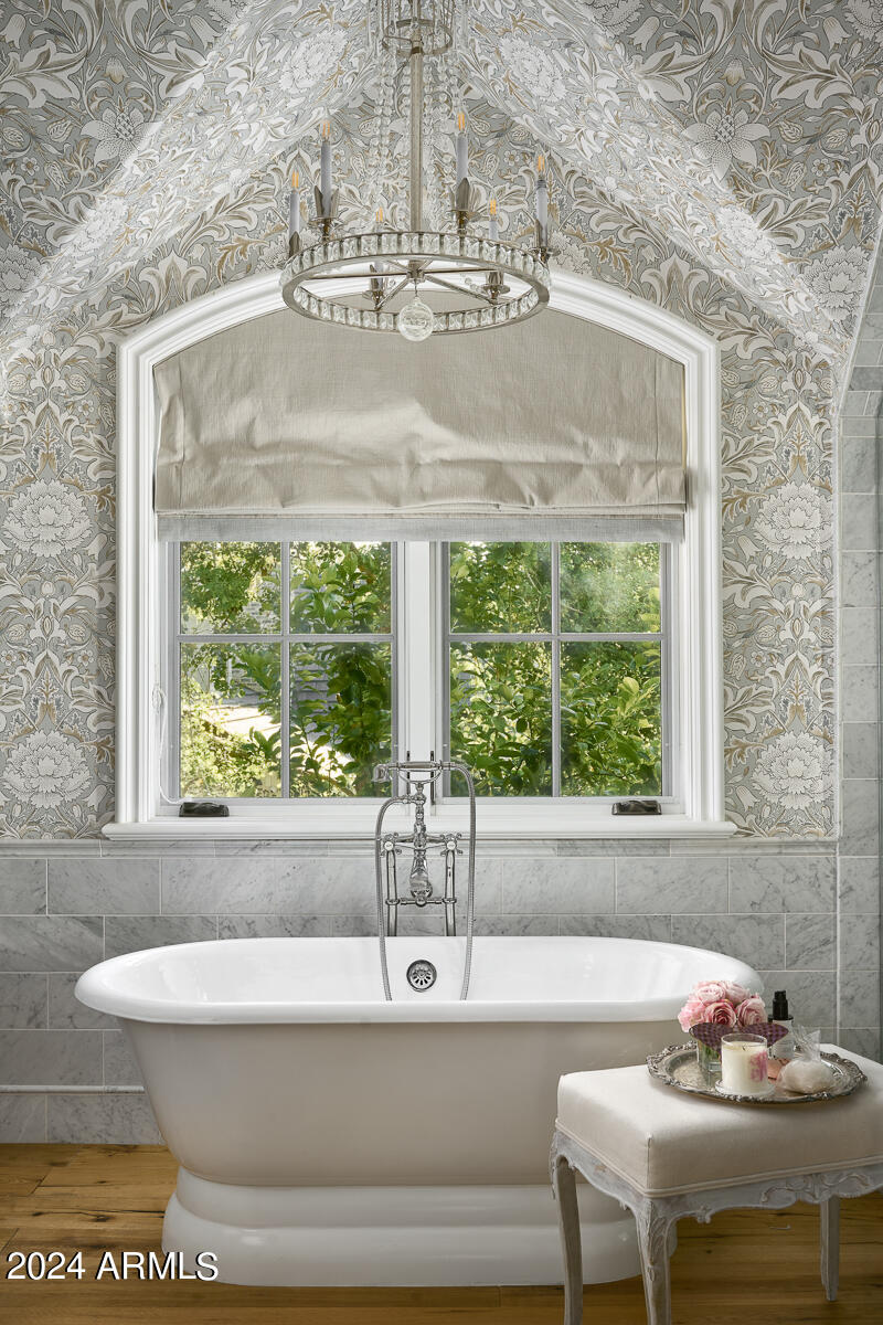 6039 E MARIPOSA Street