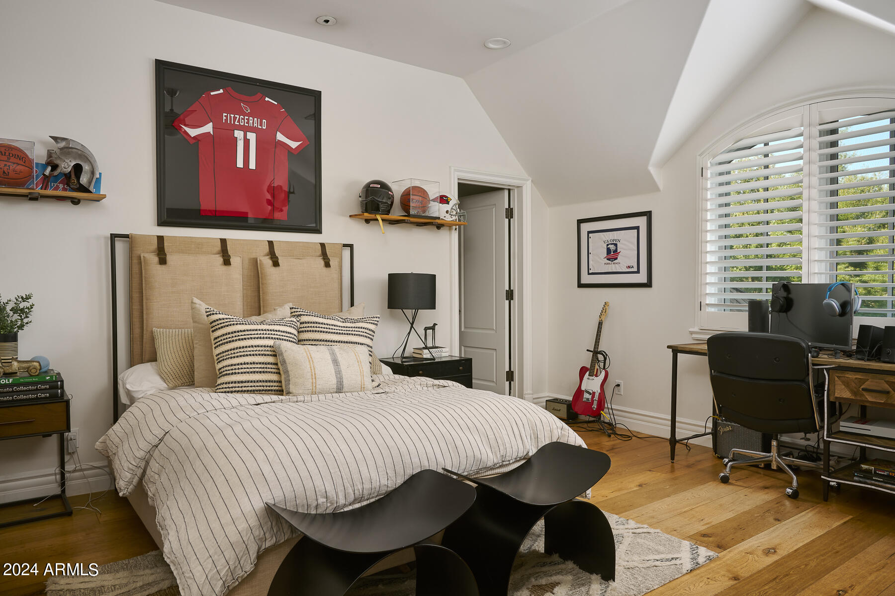 6039 E MARIPOSA Street