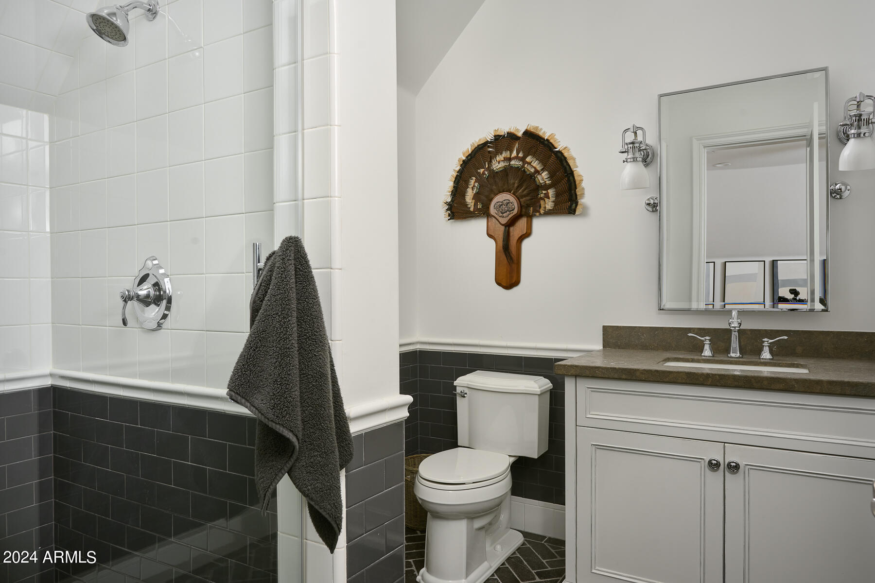 6039 E MARIPOSA Street