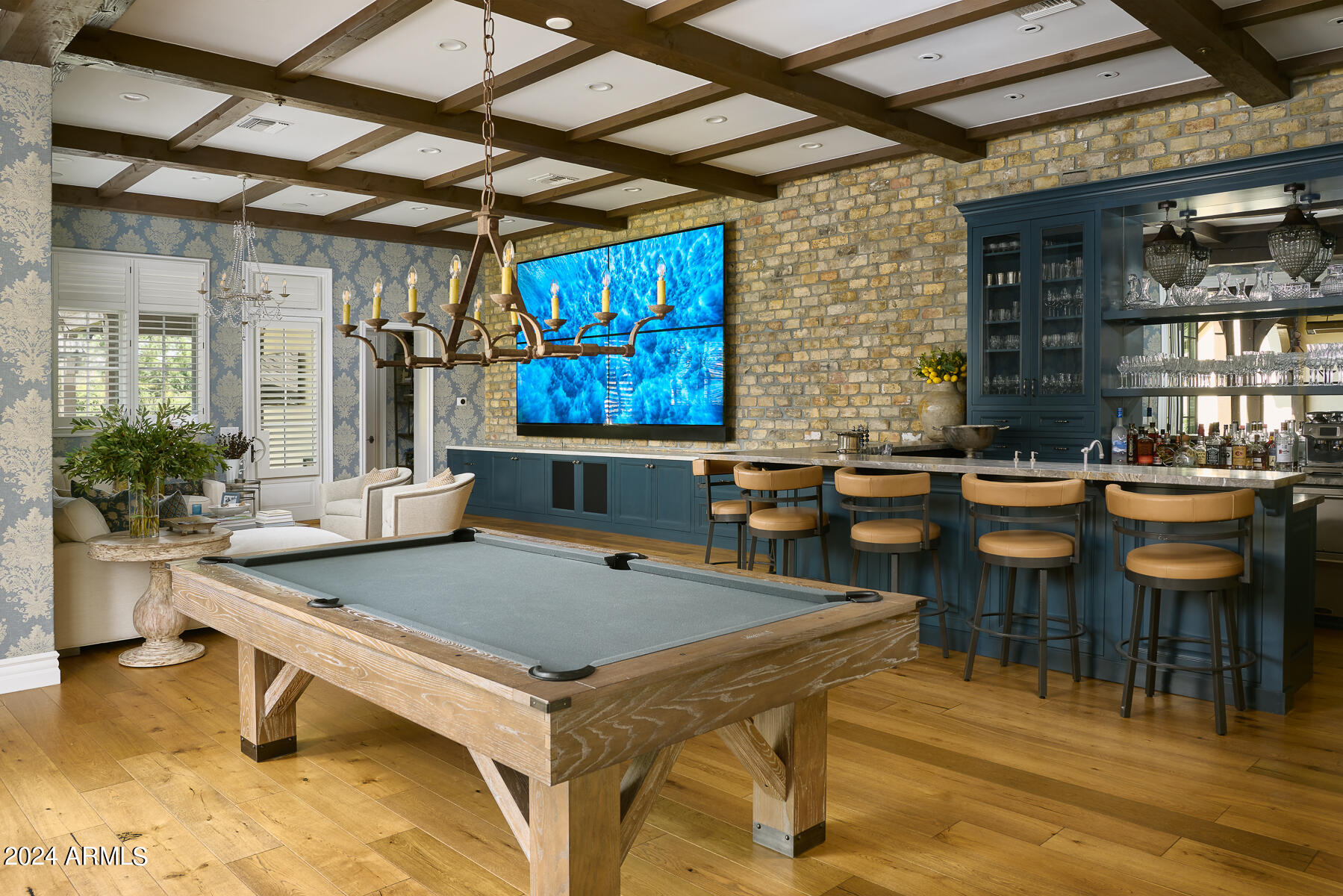 6039 E MARIPOSA Street