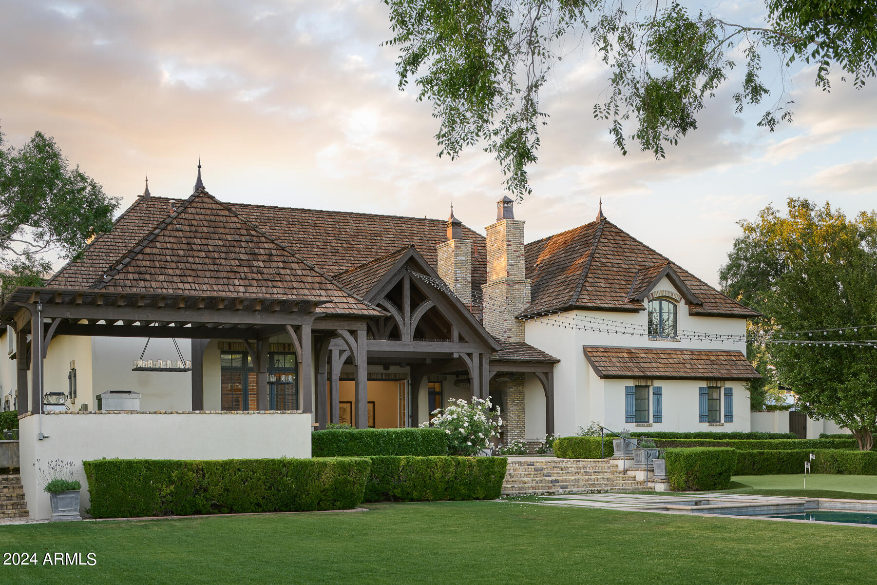 6039 E MARIPOSA Street