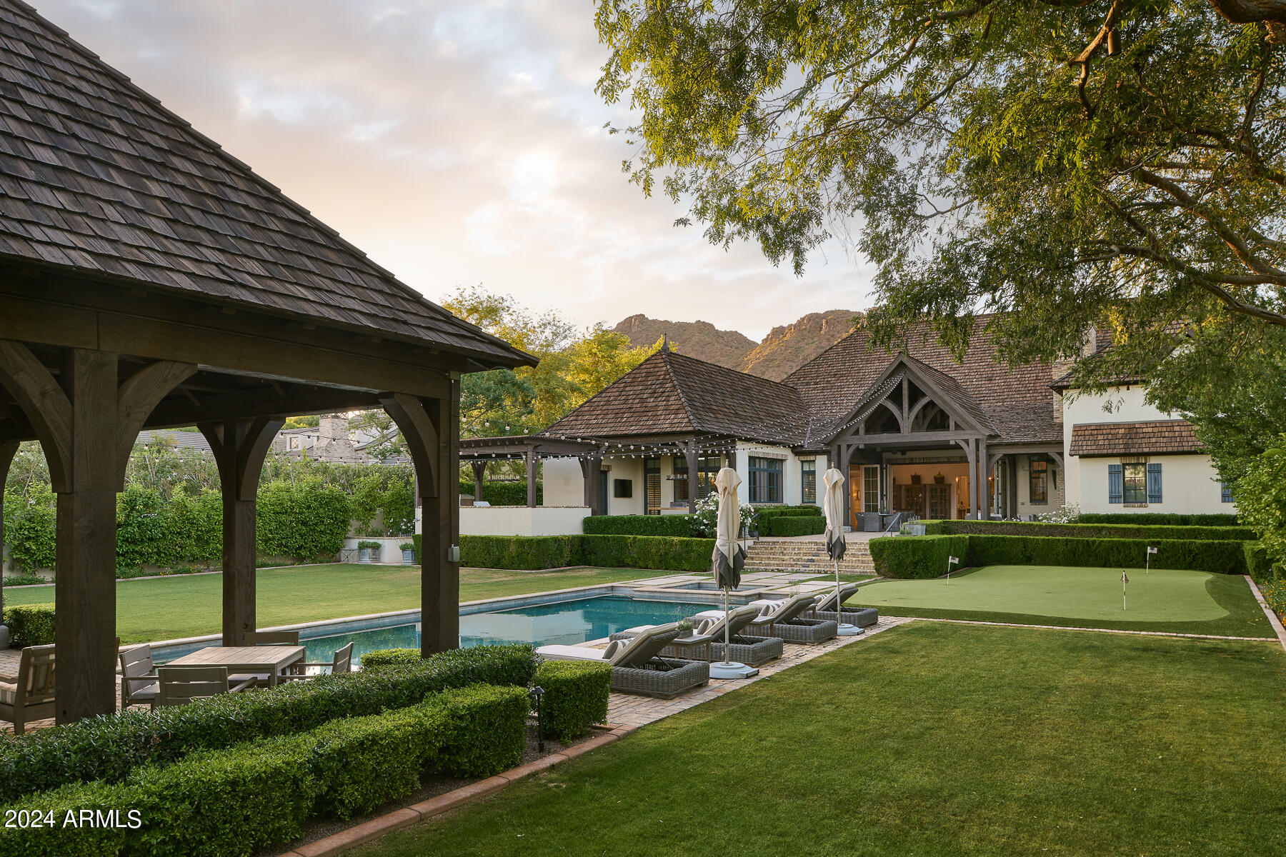 6039 E MARIPOSA Street