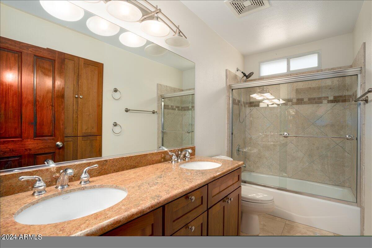 6345 E Via Estrella Ave