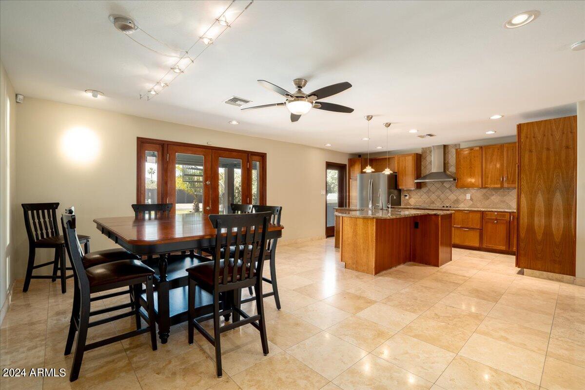 6345 E Via Estrella Ave