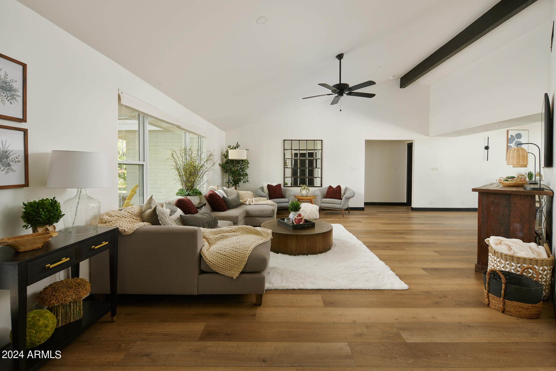 5952 E CALLE TUBERIA --